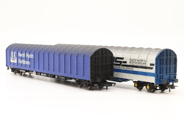 Rivarossi HO HRS6234/6229 Rake of 2x Closed Tarp Wagons in Tiphook