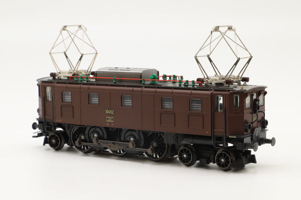 Marklin HO 37513 Class Ae 3/6 II Express Electric Locomotive 3