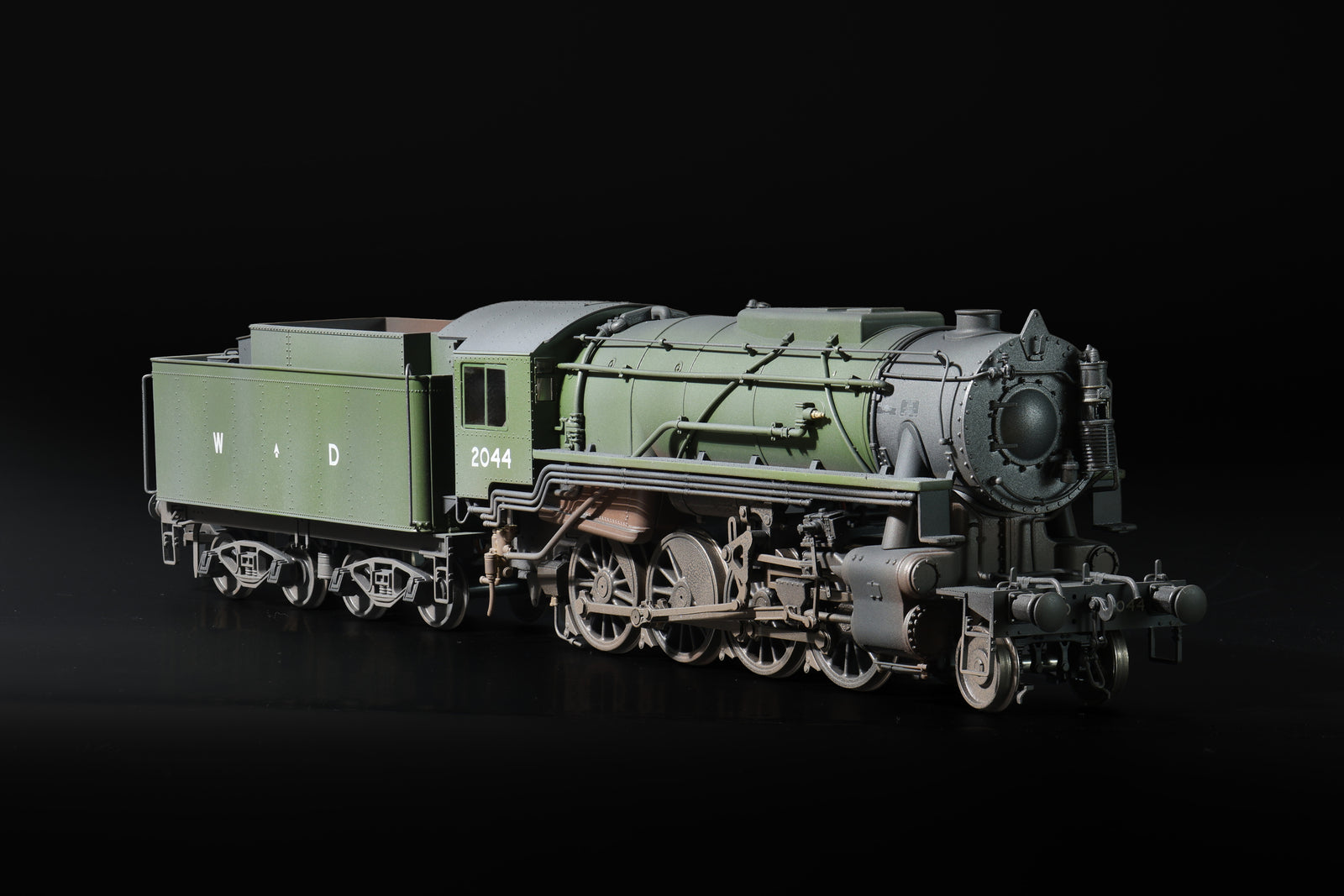 Rapido OO Gauge USATC S160 2-8-0 No. 2044 WD Khaki (Clark Railworks Exclusive) Weathered