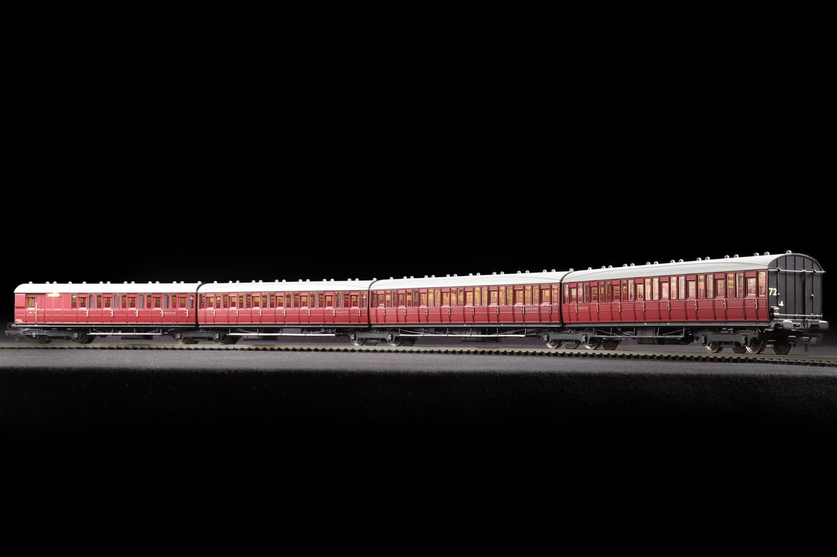 Clark Railworks OO Gauge C2003A Quad Art Set No. 72, BR Maroon