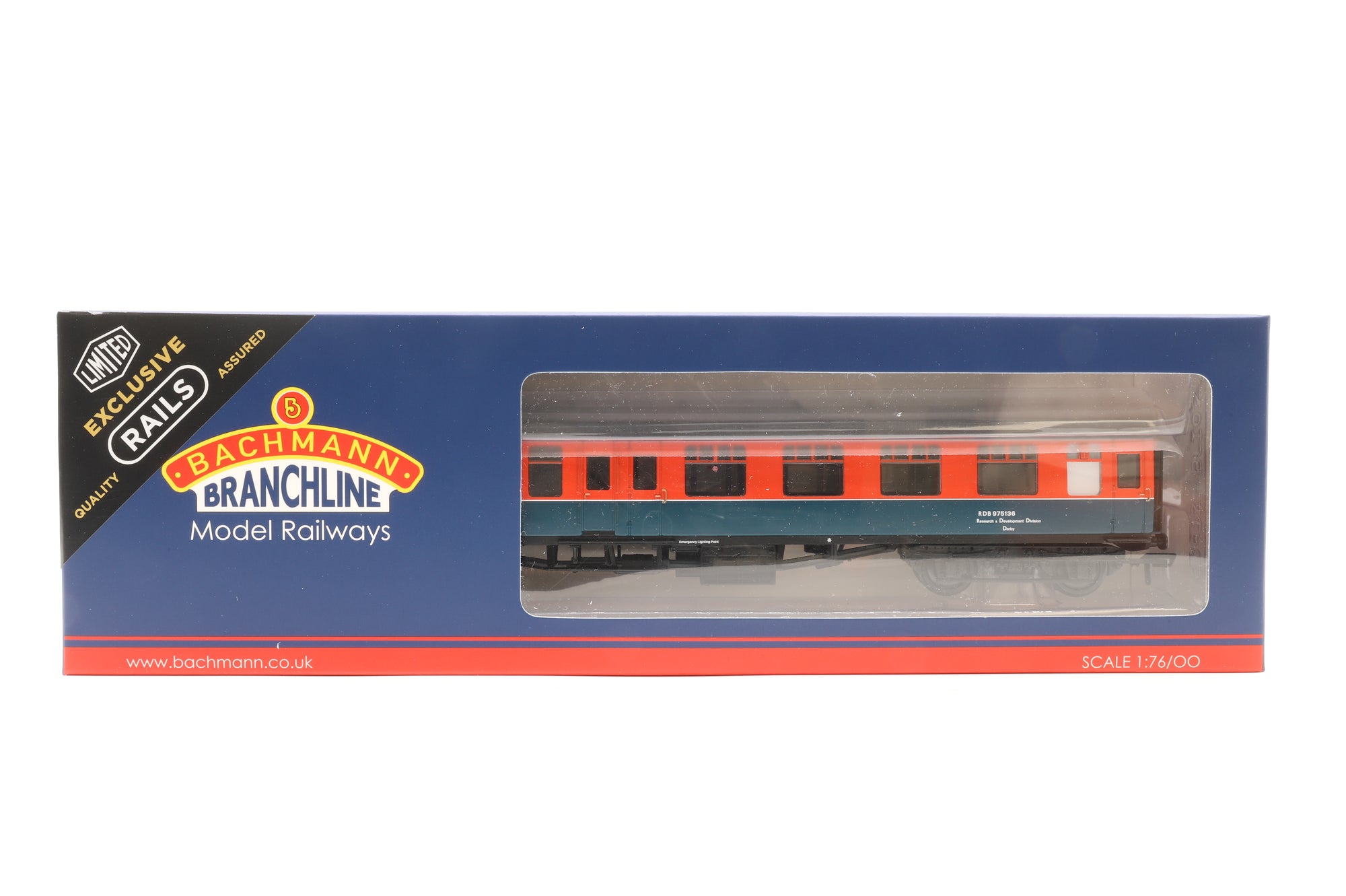 Bachmann OO 39-001V Mk1 BSK 'Laboratory 12' in BR RTC Livery