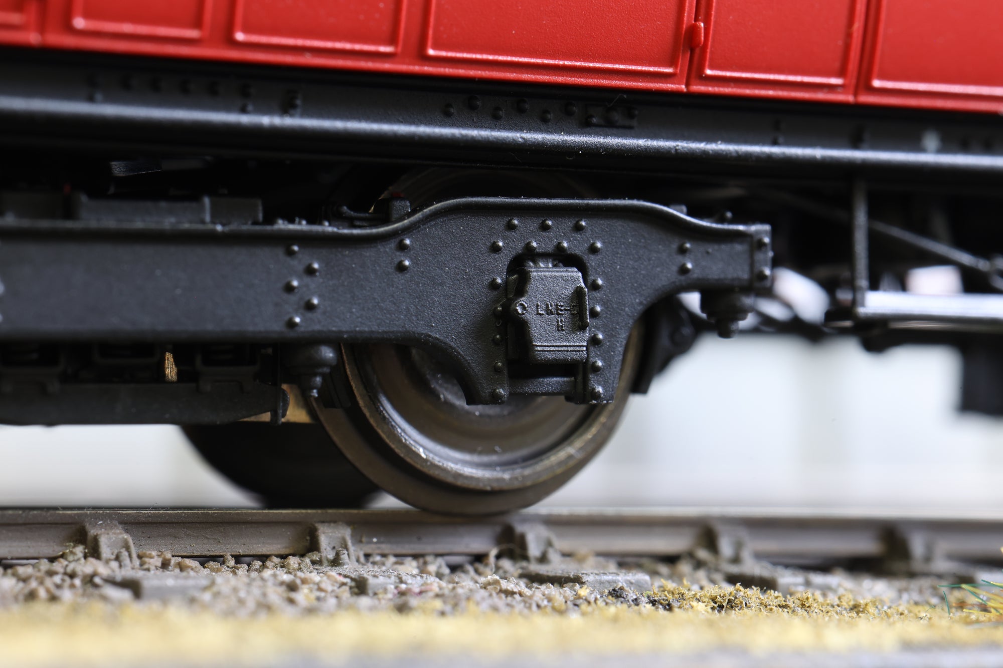 Clark Railworks OO Gauge C2002B Quad Art Set No. 84, BR Crimson