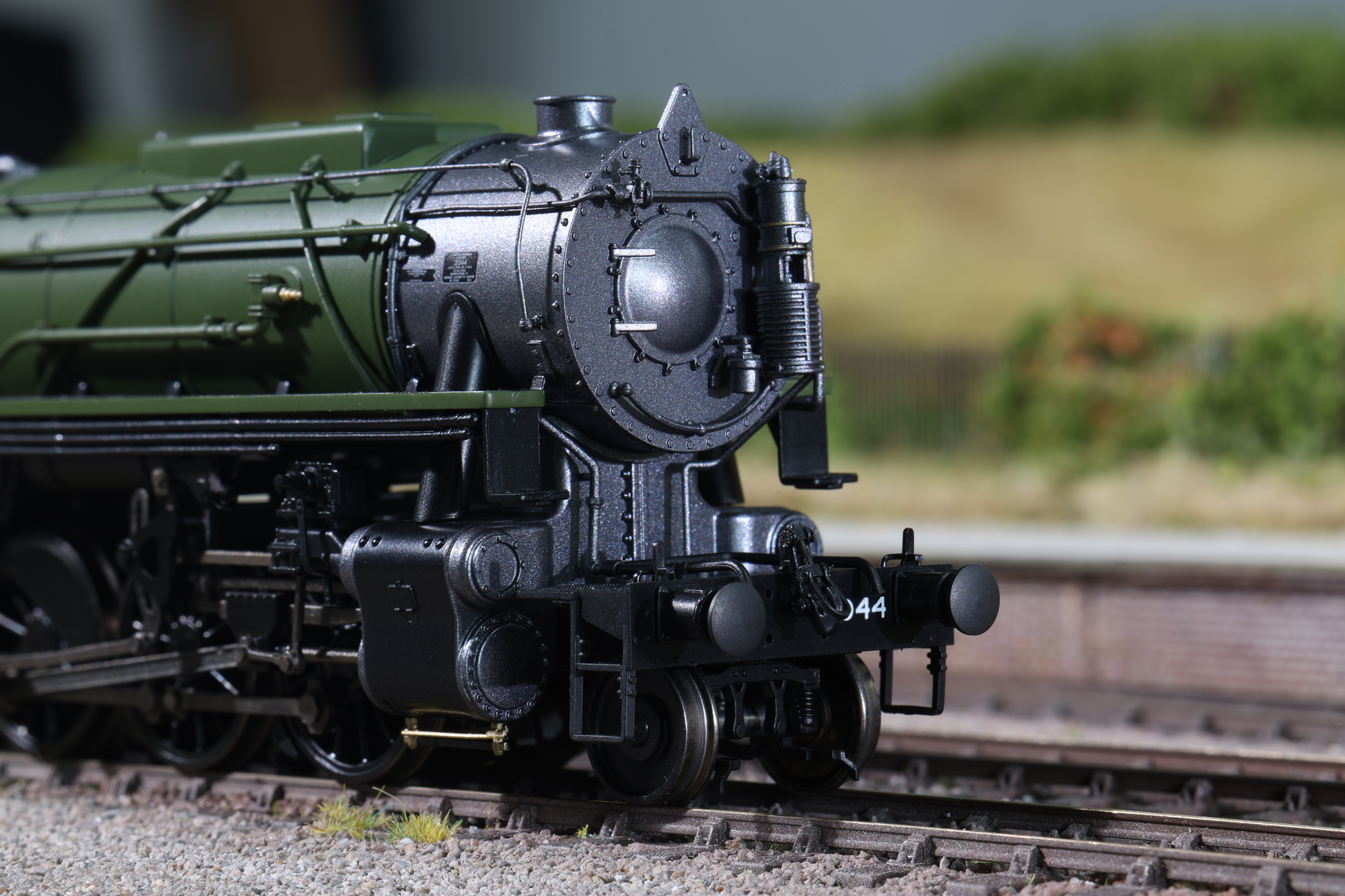 Rapido OO Gauge USATC S160 2-8-0, ‘2044’, WD Drab, Clark Railworks Exclusive