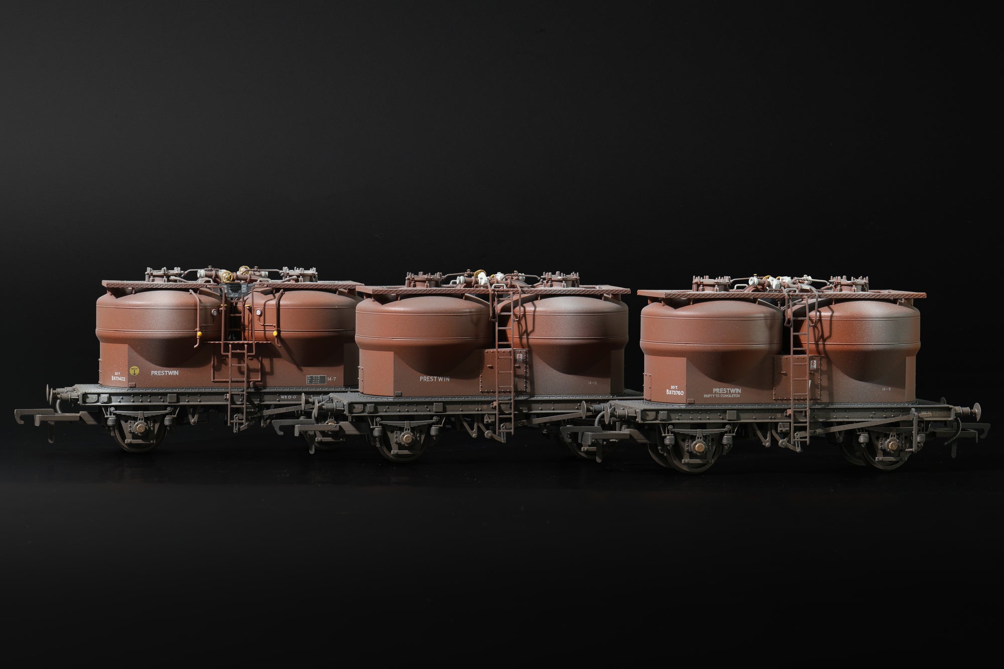 Clark Railworks OO C3041 Prestwins BR Bauxite B873400, B873402 & B873760 Standard Weathering