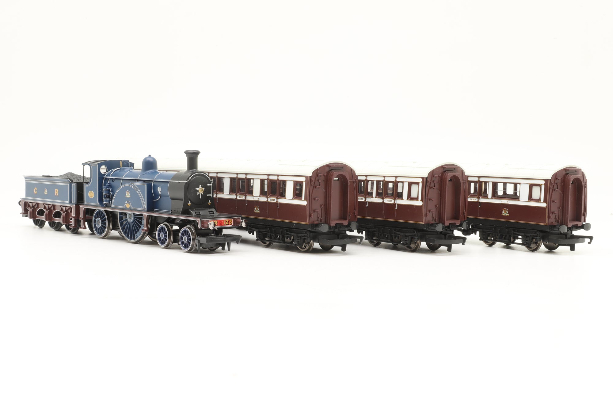 Hornby OO R2610 The Caledonian Train Pack