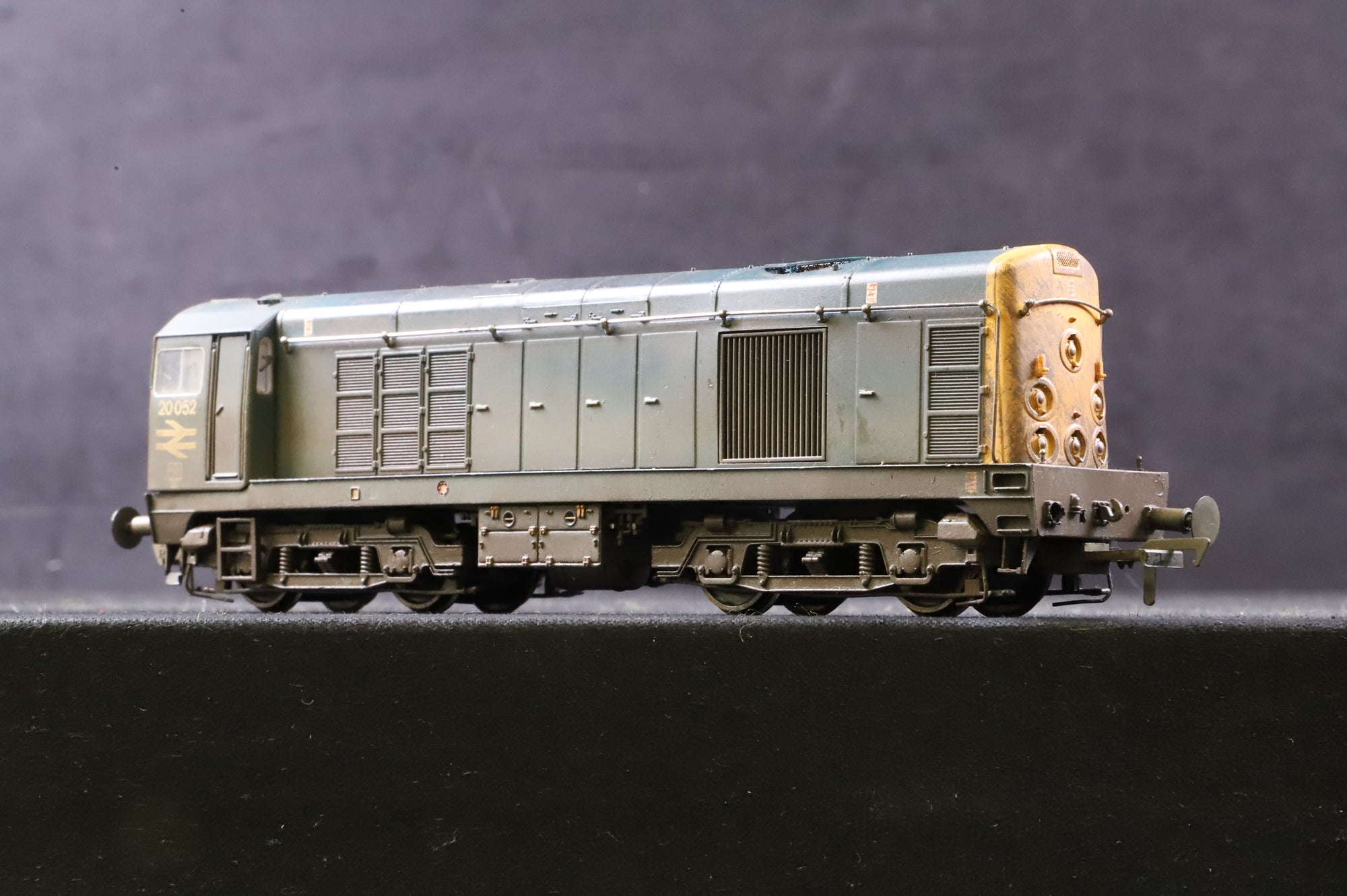WORKSHOP Bachmann OO 32-031 Class 20 20052 in BR Blue - Weathered