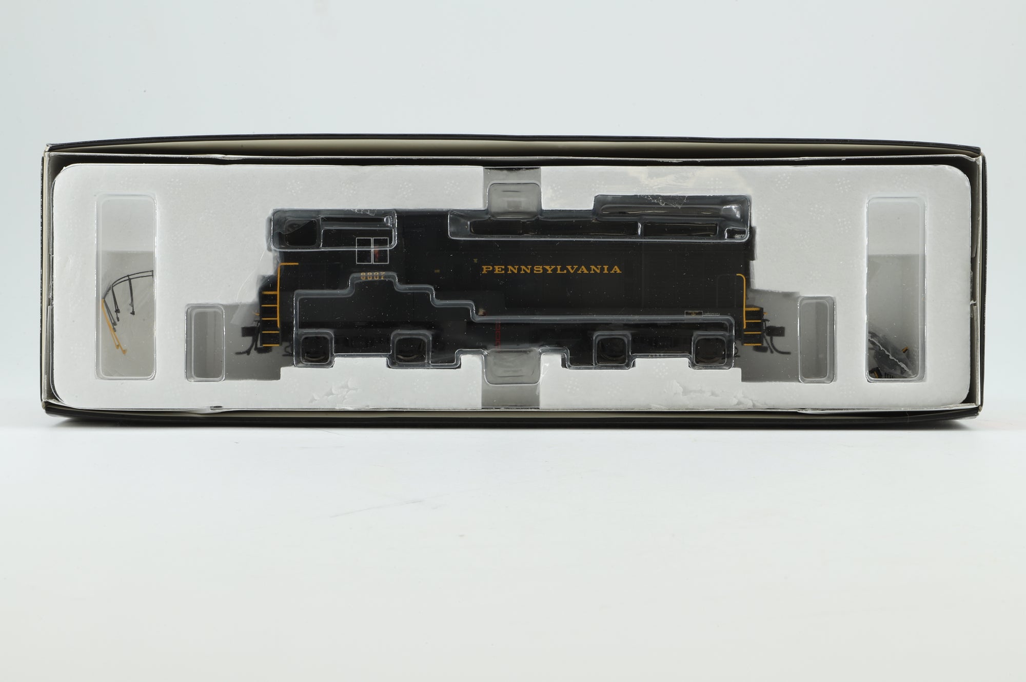 Atlas HO 9530 H16-44 Loco Pennsylvania '8807'