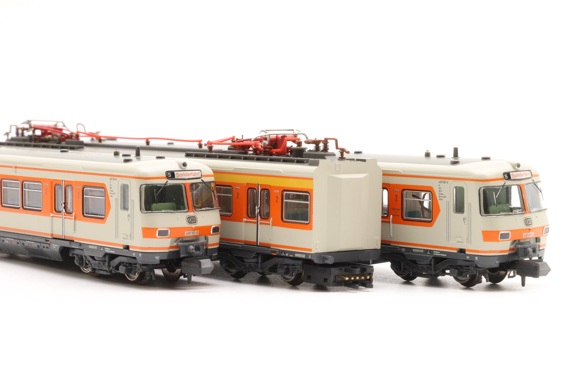 Arnold N HN2162-1/2/3 BR 420 3-Car EMU in DB S-Bahn Livery