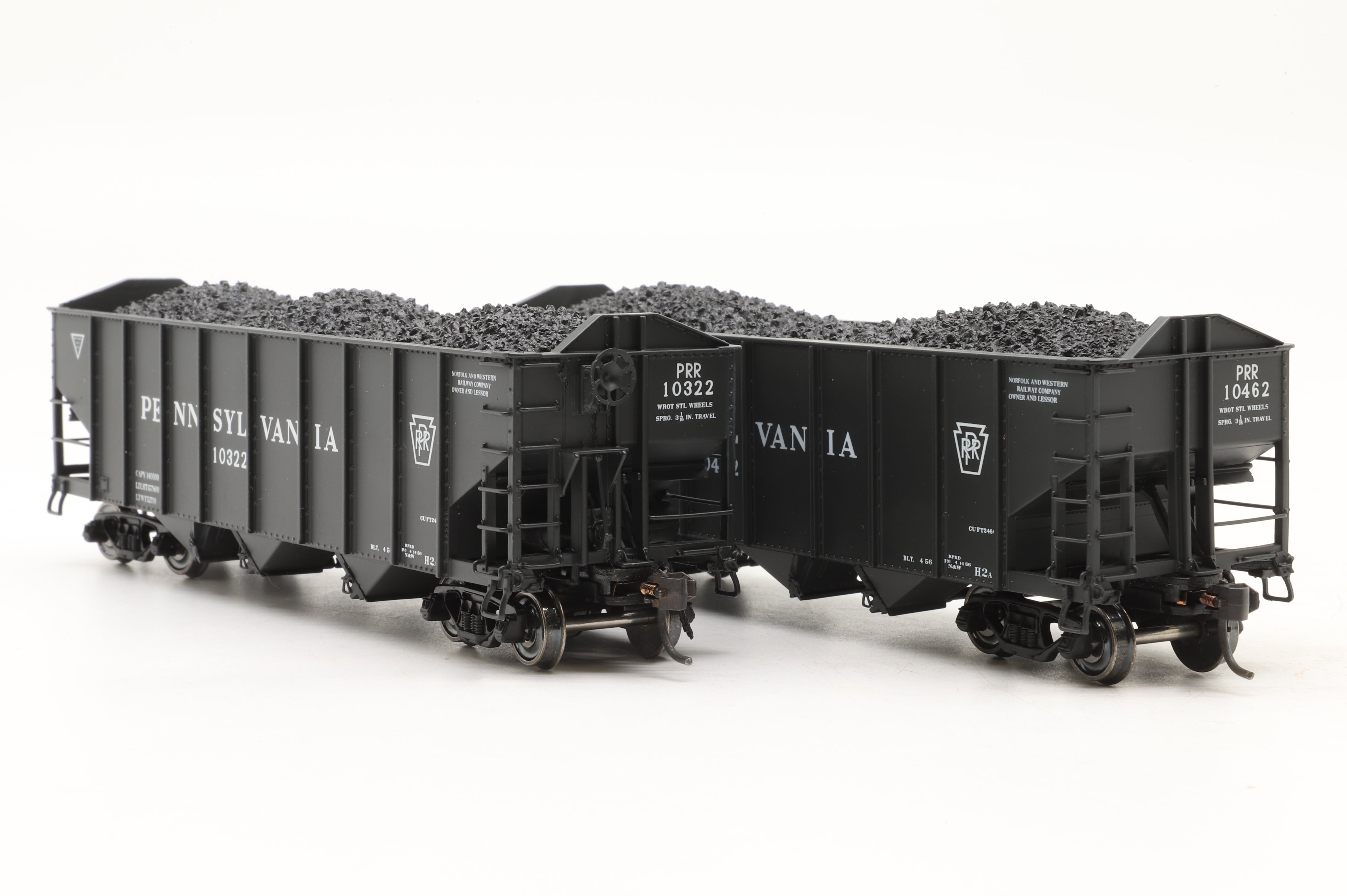 Broadway Limited HO Rake of 2x H2A 3-Bay Hopper Cars in PRR Black