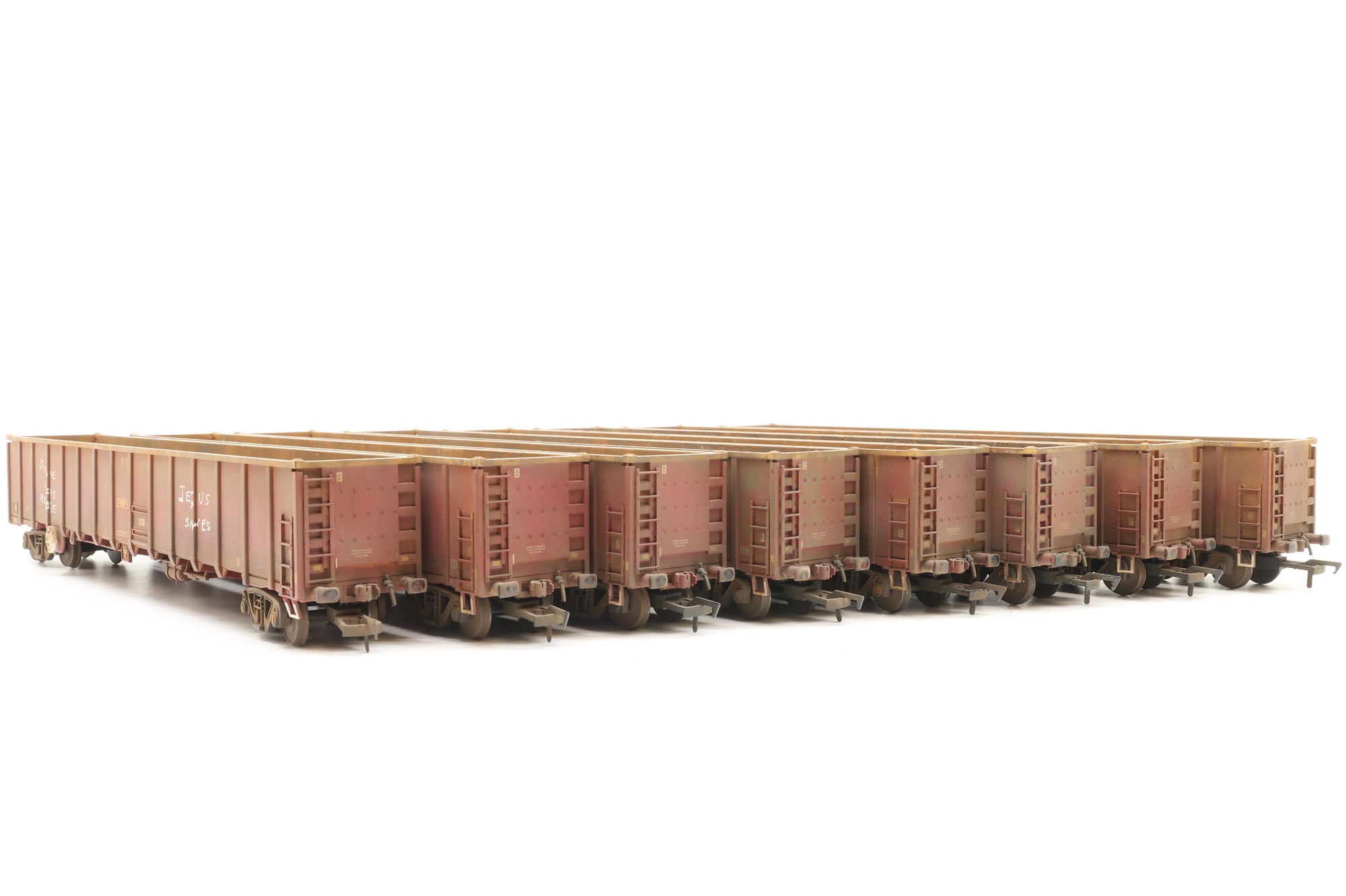 Bachmann OO Rake of 8x EWS MBA Wagons – Weathered