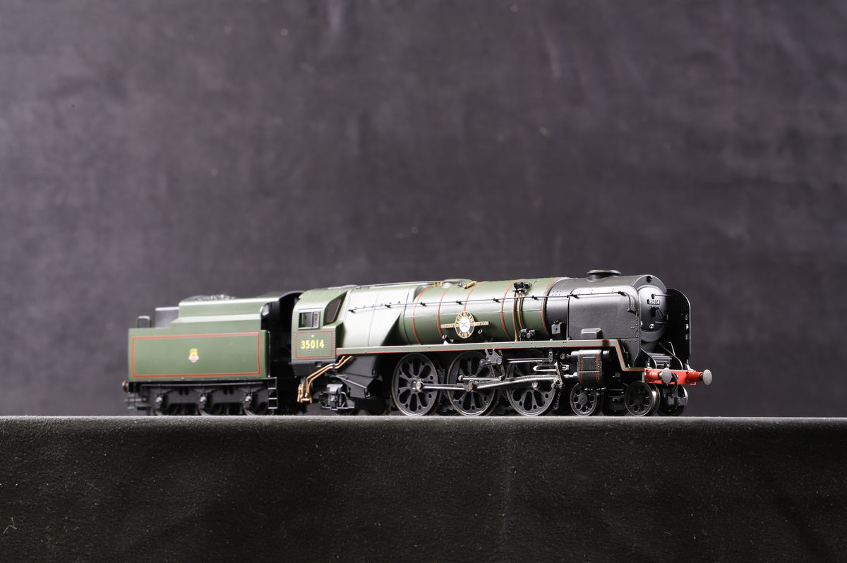 Hornby OO R3566 Merchant Navy Class Rebuilt &#39;Nederland Line&#39; &#39;35014&#39; BR Green E/C