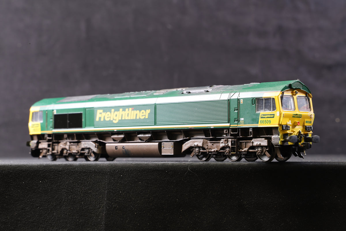 Bachmann OO 32-732 Cl.66 Diesel &#39;66509&#39; Freightliner, Weathered &amp; DCC Sound