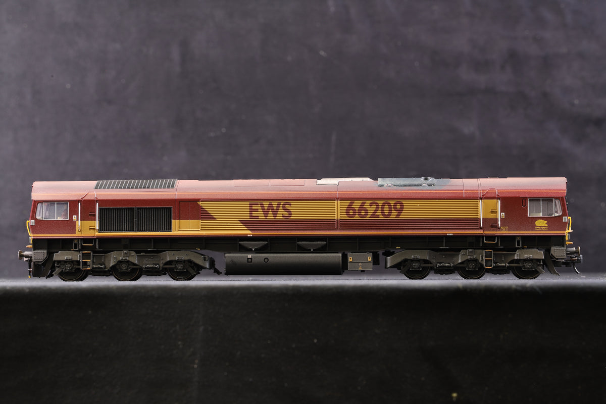 Bachmann OO 32-735 Class 66 &#39;66209&#39; EWS Weathered, DCC Sound