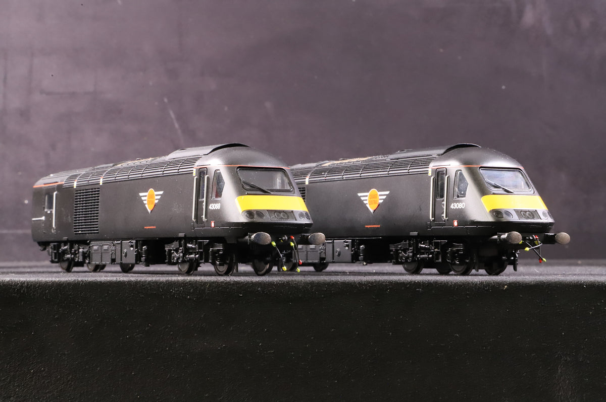 Hornby R2705 Class 43 HST Set in Grand Central Livery