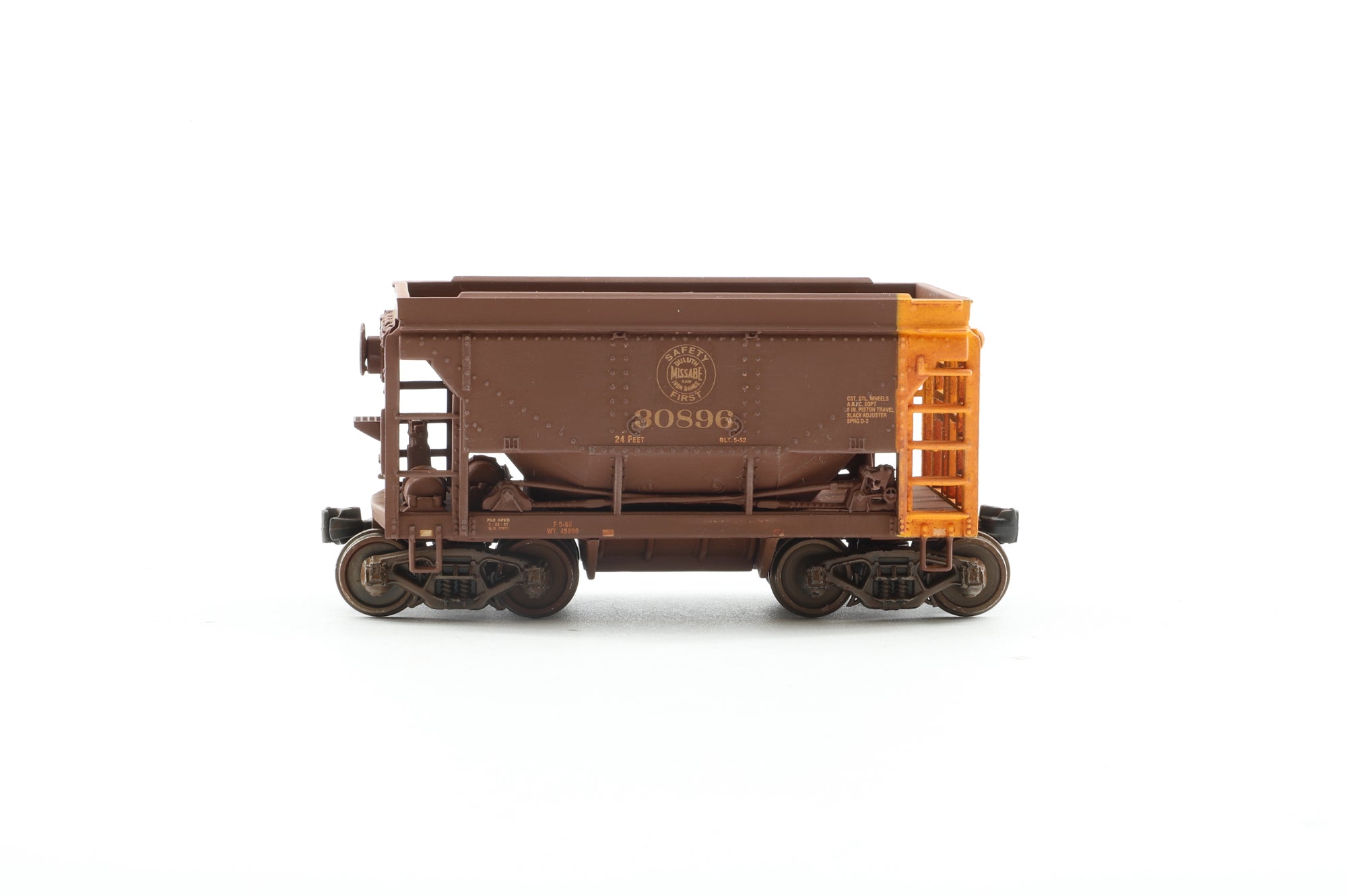 Walthers HO 932-4559 12-Pack of Taconite Ore Cars in DMIR Brown/Yellow - Pro-Customised/Weathered