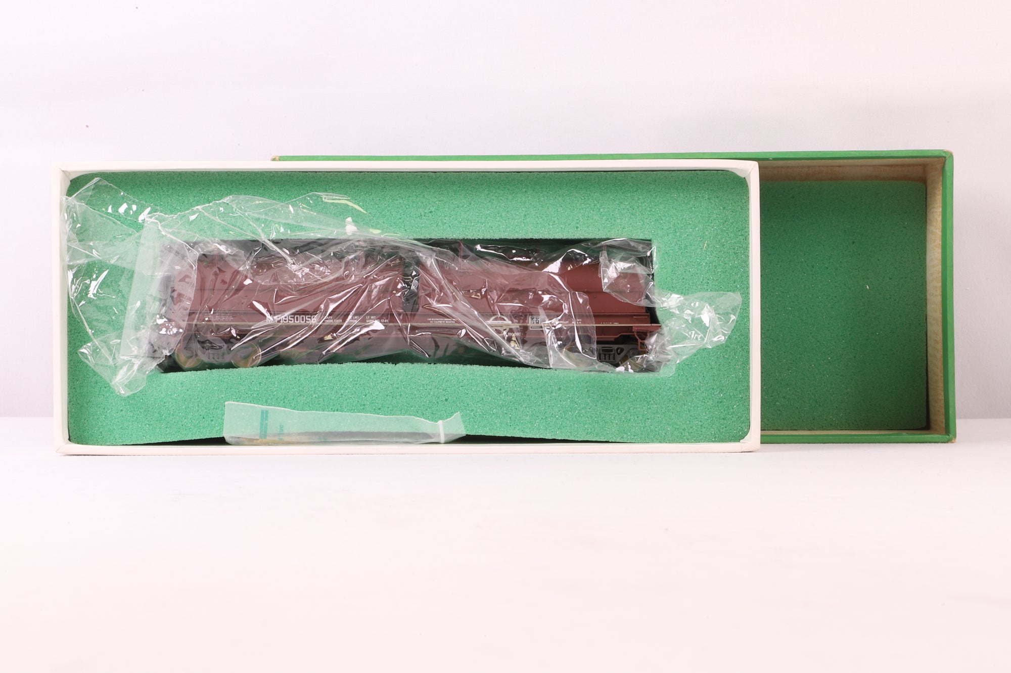 Overland Models HO Brass OMI-1357 Thrail Coil Steel Car No.950056 in Missouri Pacific Brown