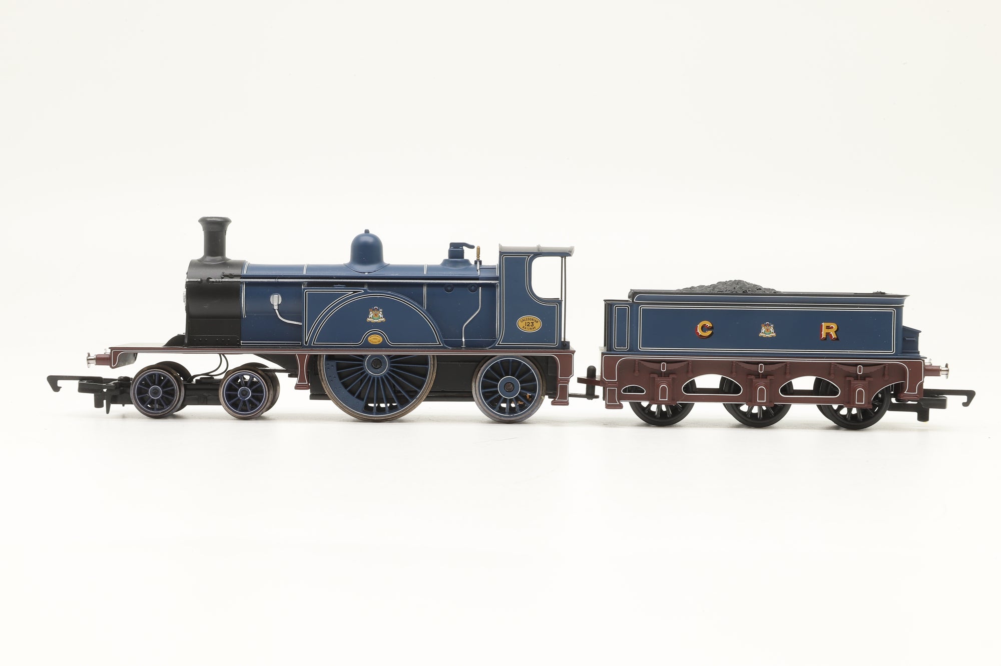 Hornby OO R2610 The Caledonian Train Pack
