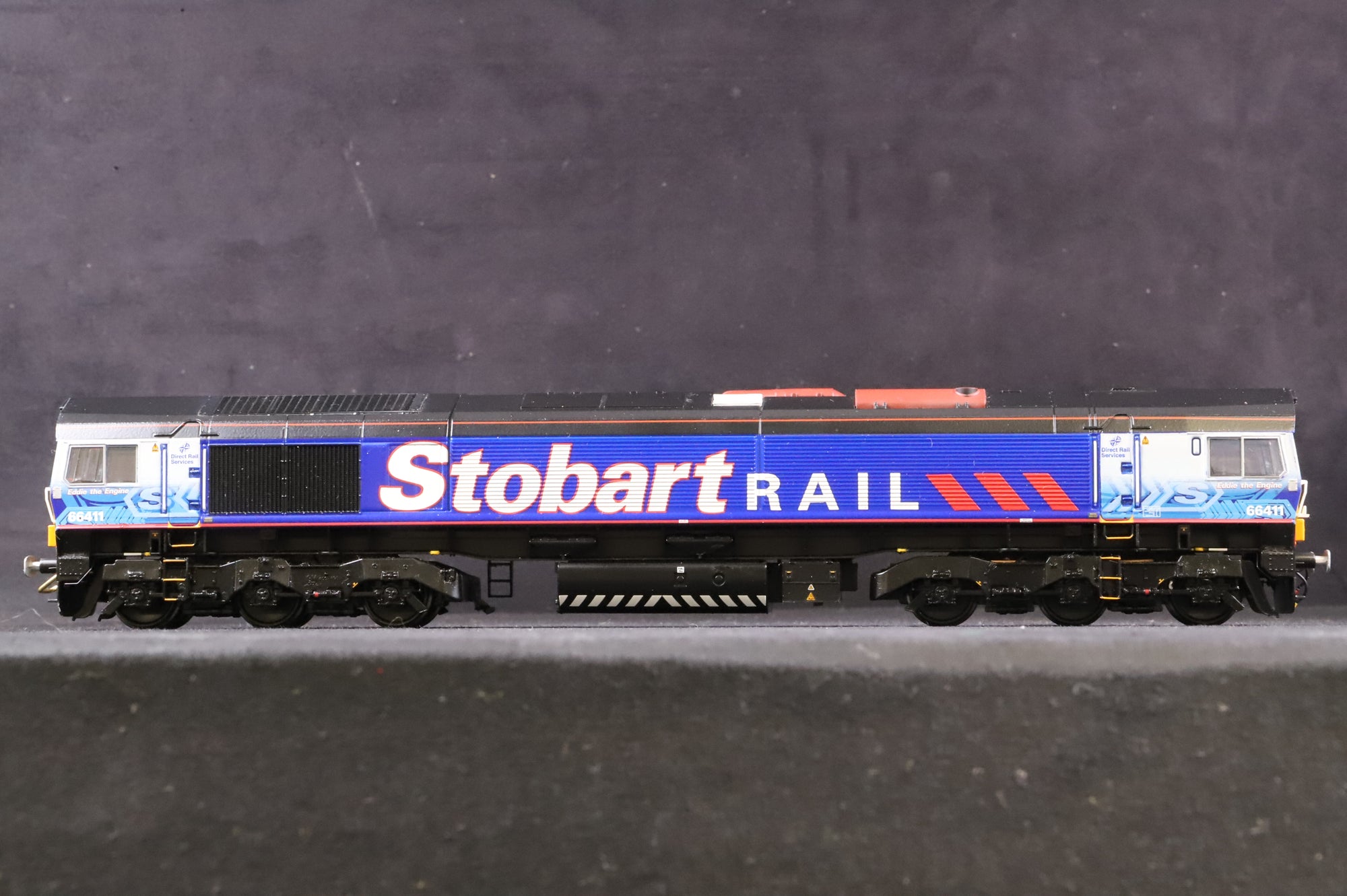 Bachmann OO 32-977 Class66/9 66411 in DRS/Stobart Rail Livery - DCC Sound