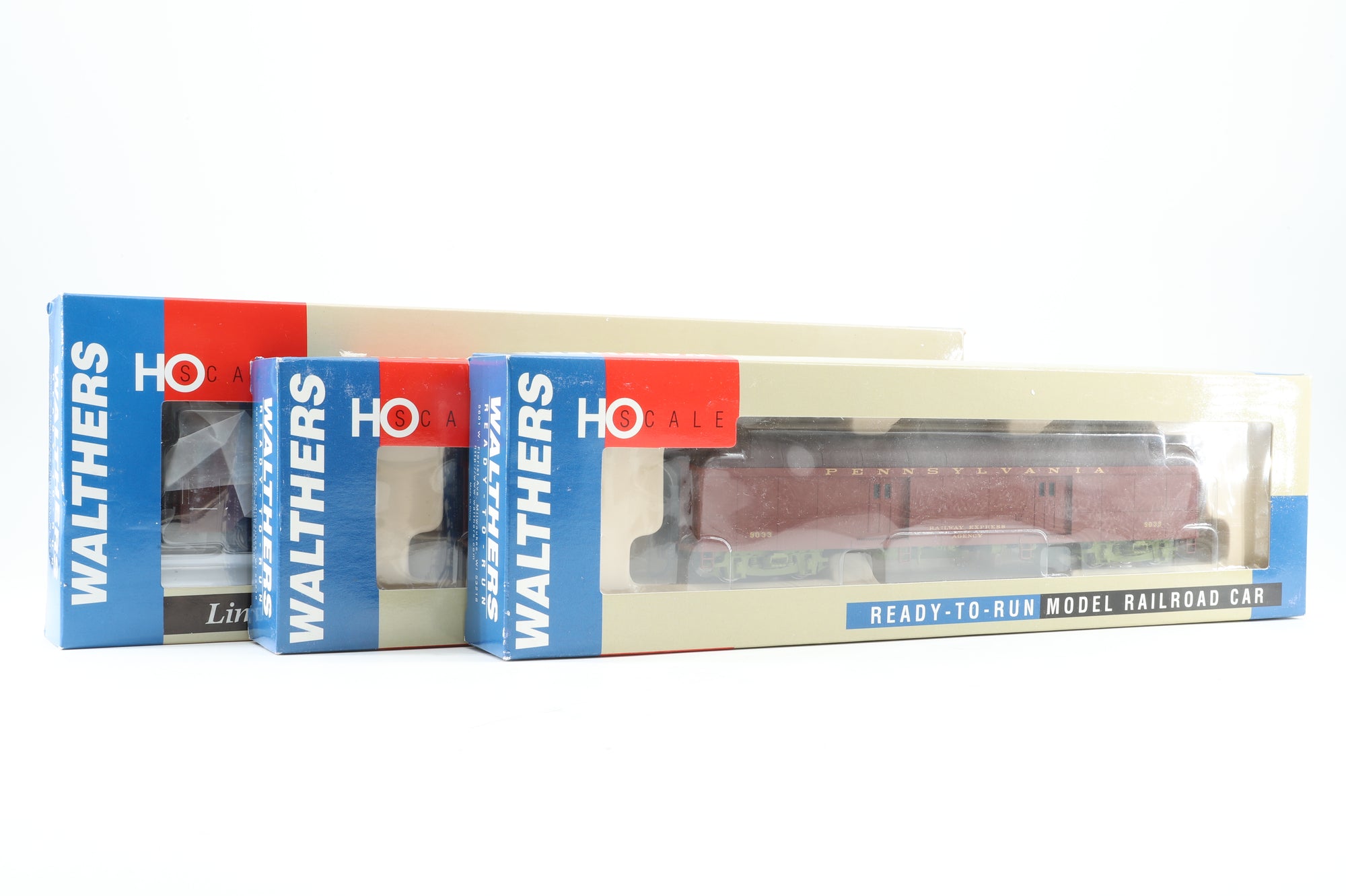 Walthers HO Rake Of 11 Pennsylvania Maroon Coaches Inc. 932-6767x2, 932-6827, 932-9690, 932-6707, 932-9710, 932-5871x2, 932-6747, 932-9680 & 932-6727