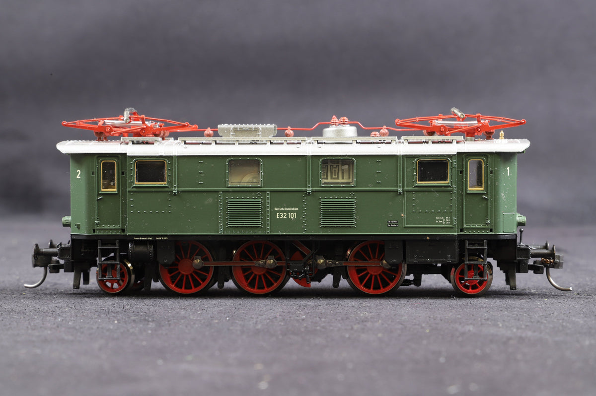 Roco HO 63850 DB E32 101, DCC Fitted