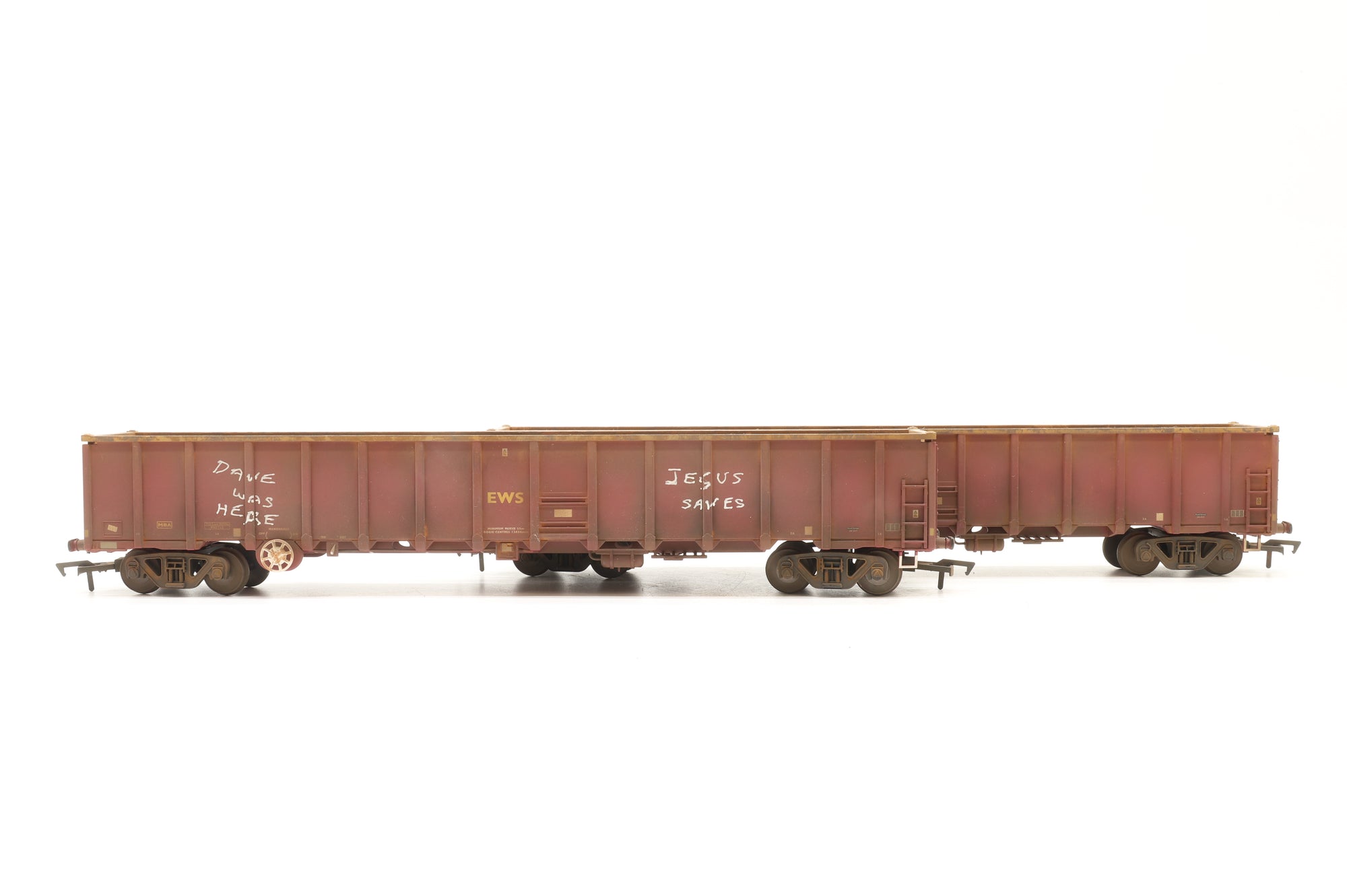 Bachmann OO Rake of 8x EWS MBA Wagons – Weathered