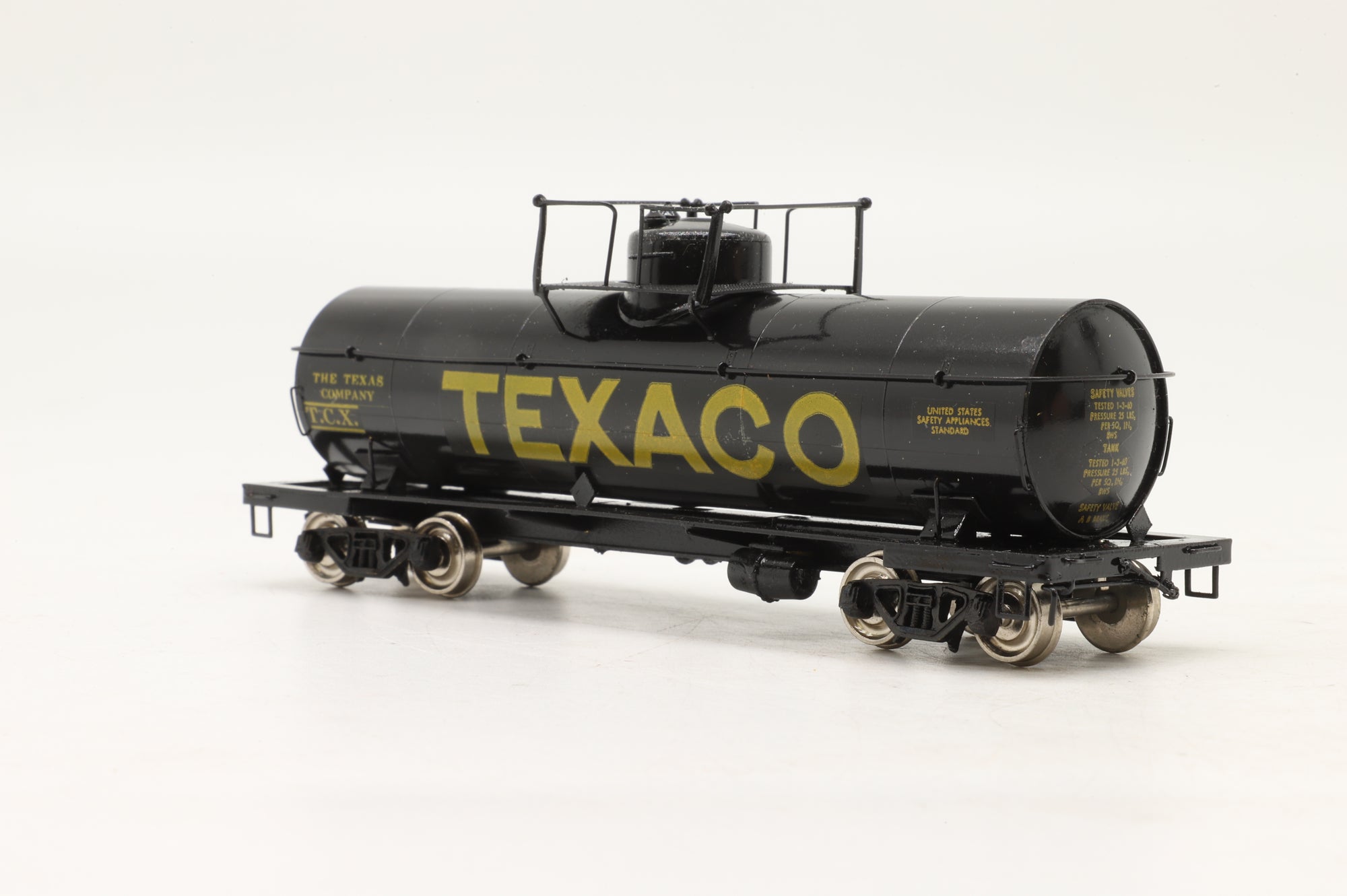 Iron Horse HO Brass 15662 8,000 Gallon Tank Car in Texaco Black