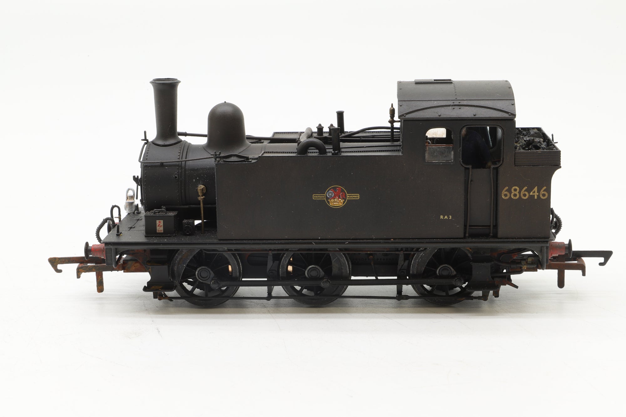 Accurascale OO ACC2441 Hill J68 Class #68646 in BR Black w/ Late Crests - DCC Sound & Weathered
