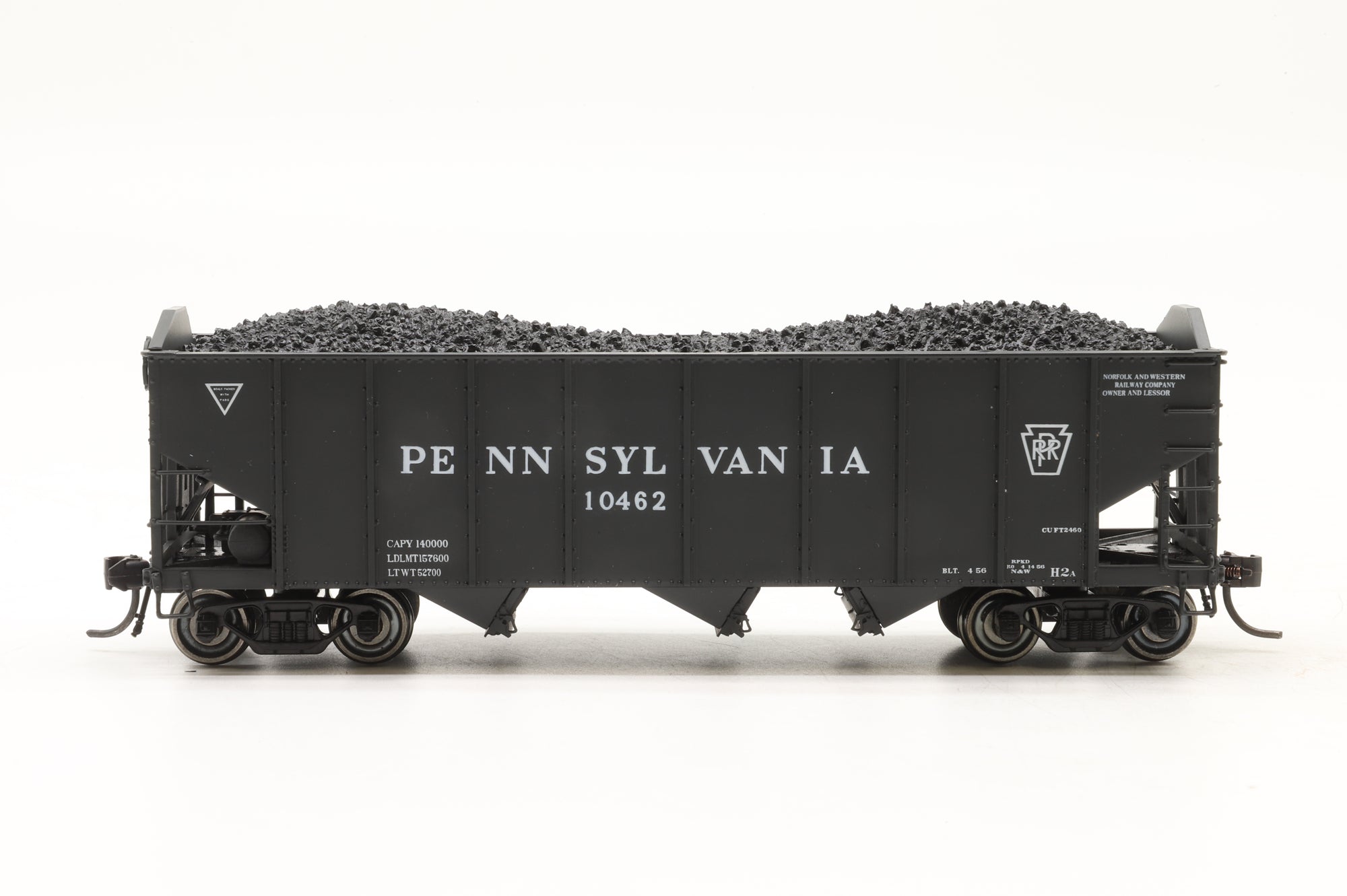 Broadway Limited HO Rake of 2x H2A 3-Bay Hopper Cars in PRR Black