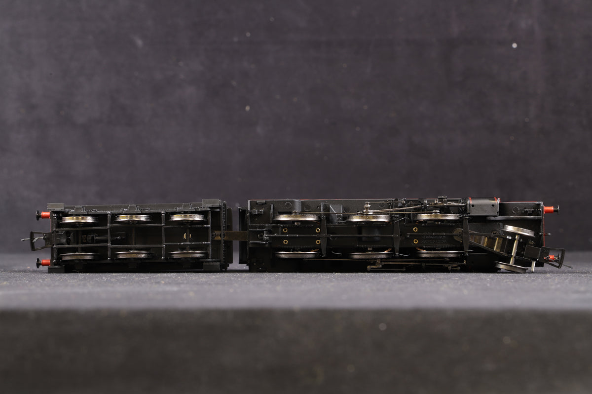 Bachmann OO 32-176 Crab &#39;42765&#39; BR Lined Black Early Emblem with Coal Rail