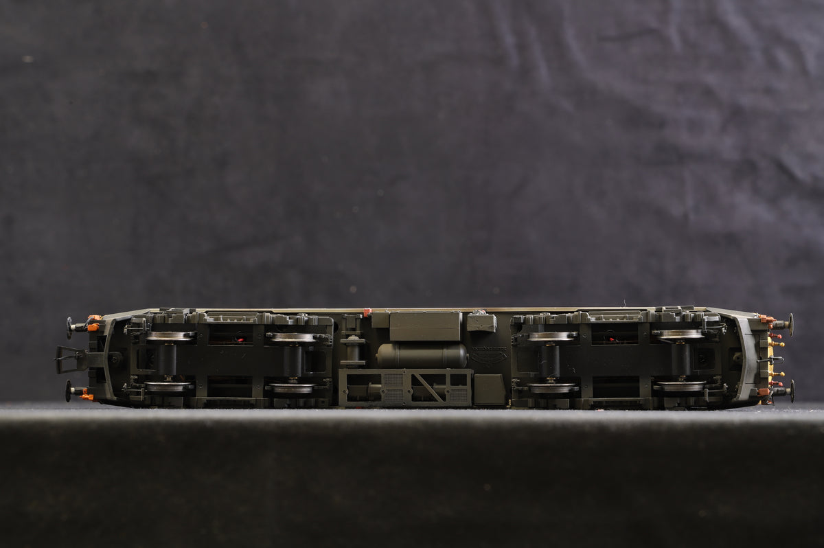 Bachmann OO 32-611 Class 90 &#39;90043&#39; Freightliner Re-liveried, Numbered &amp; Weathered