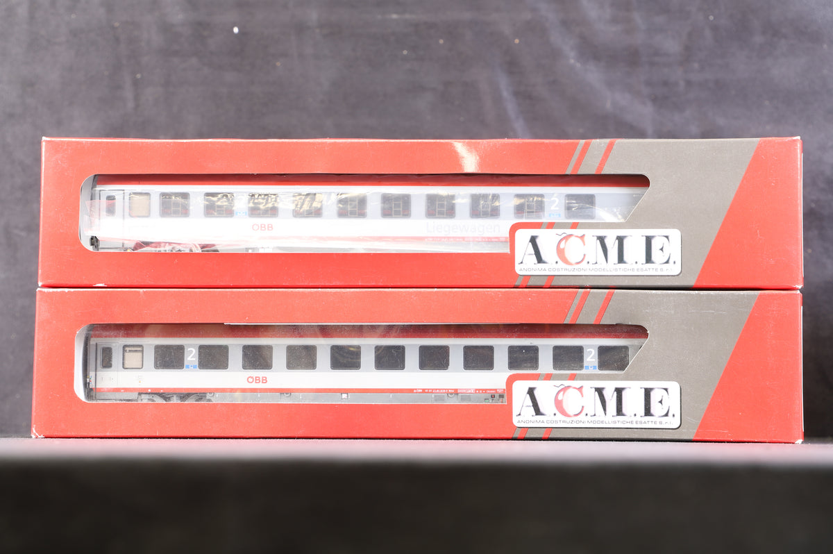 ACME HO Rake Of 11 OBB Passenger Coaches