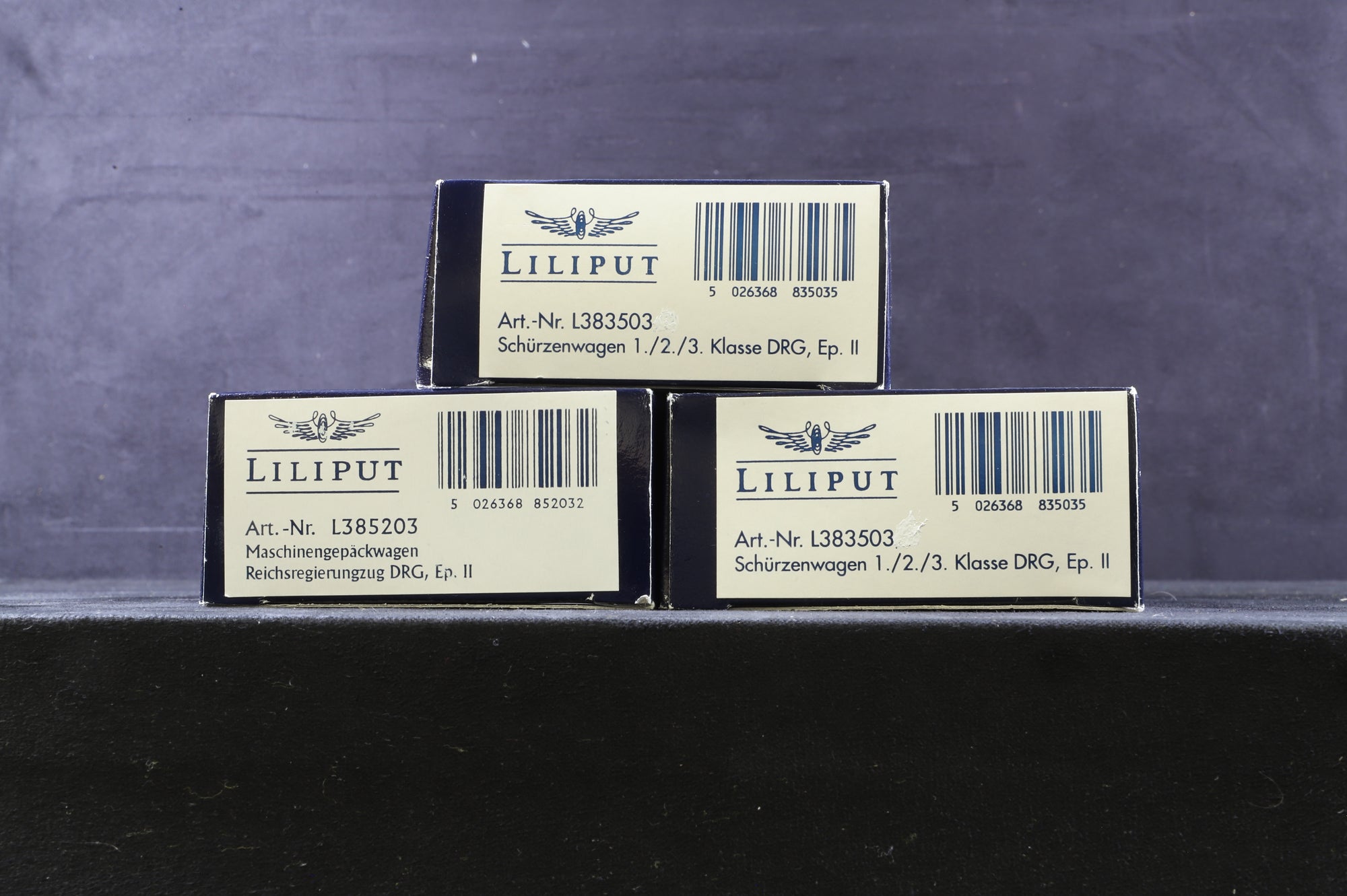 Liliput HO Rake Of 3 DRG Coaches Inc. L383503x2 & L385203