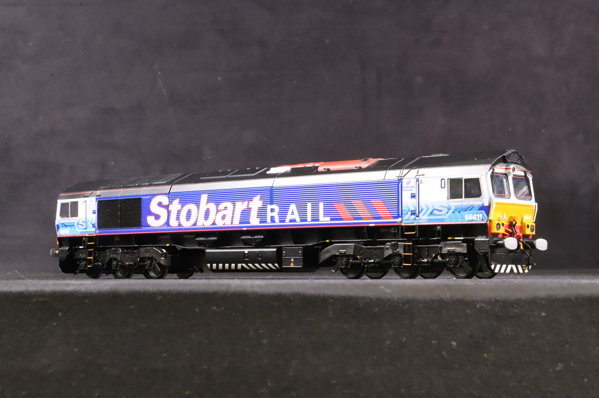 Bachmann OO 32-977 Class66/9 66411 in DRS/Stobart Rail Livery - DCC Sound
