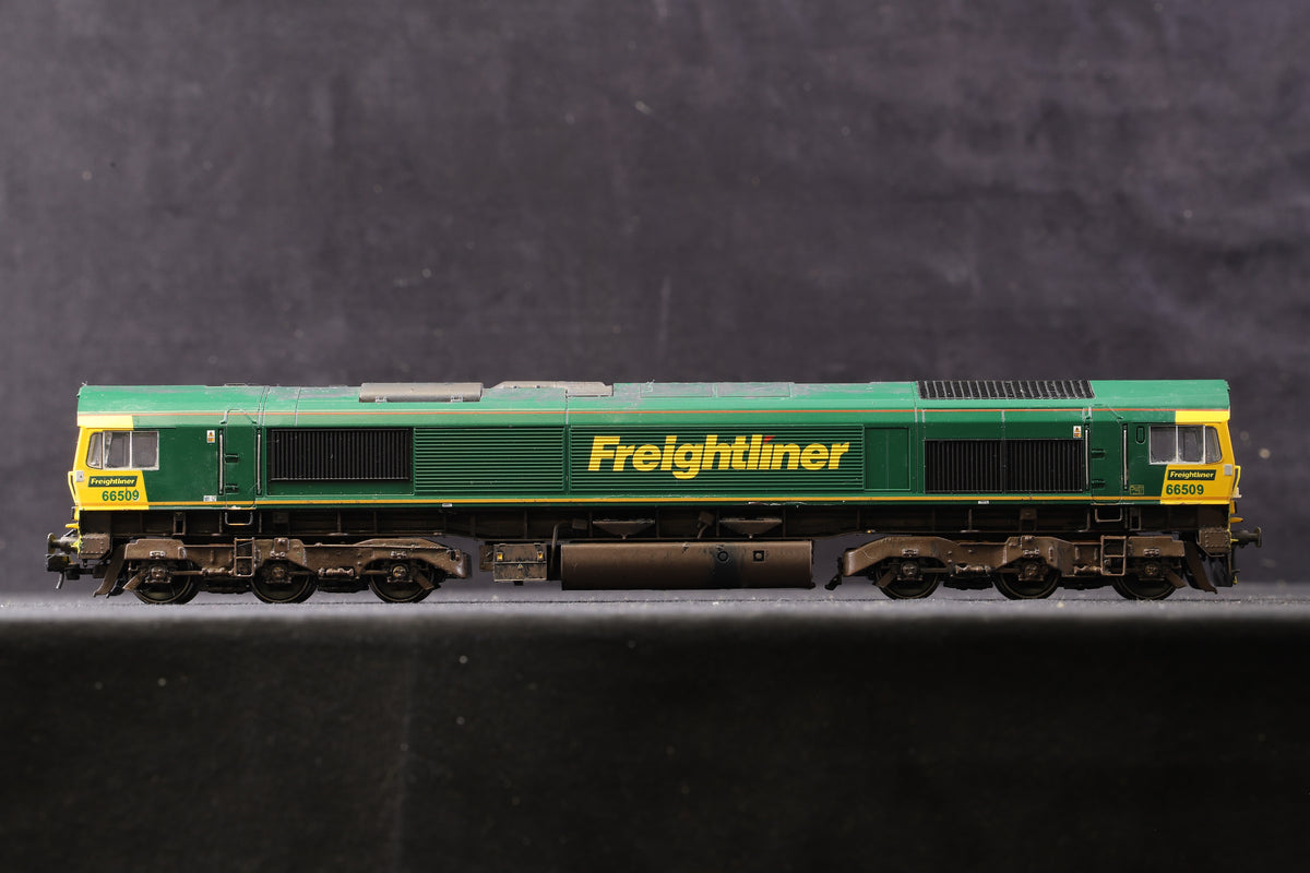 Bachmann OO 32-732 Cl.66 Diesel &#39;66509&#39; Freightliner, Weathered &amp; DCC Sound