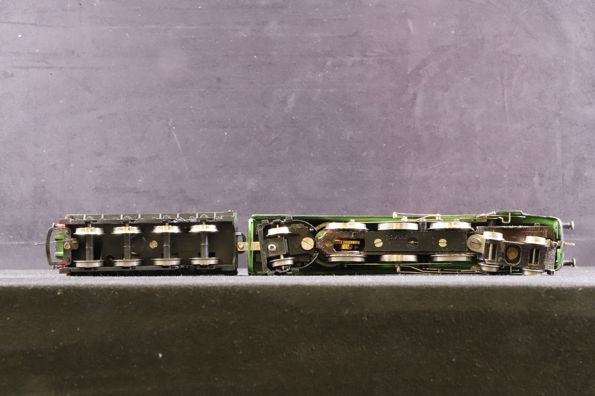 Wrenn OO W2209 4-6-2 Class A4 Golden Eagle