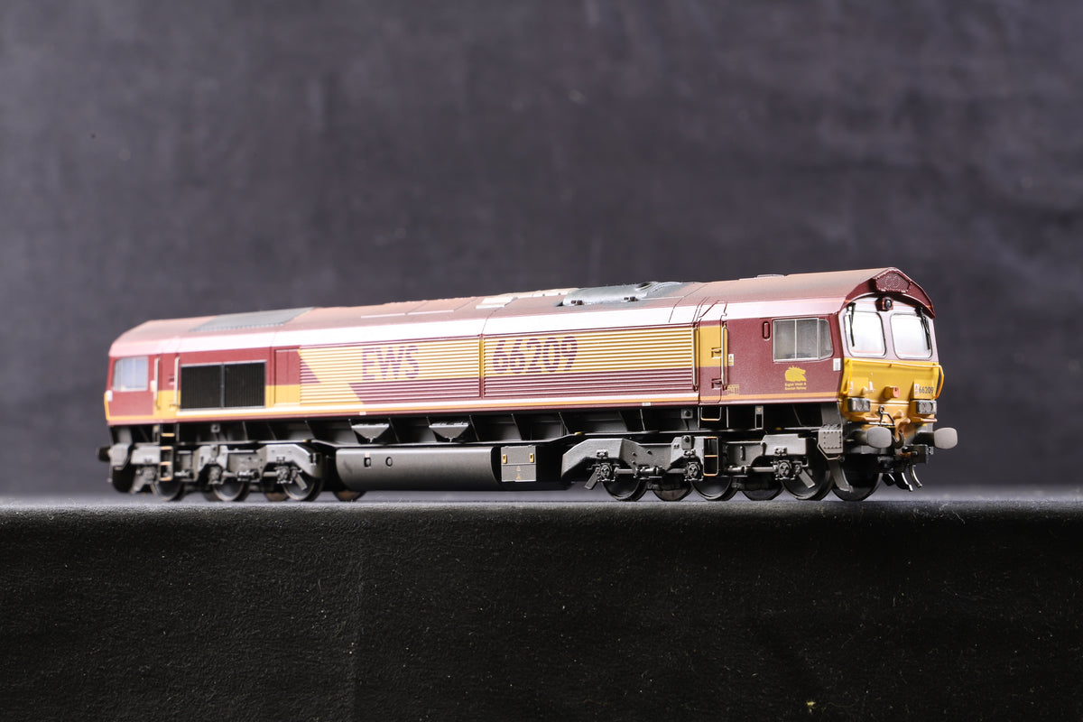 Bachmann OO 32-735 Class 66 &#39;66209&#39; EWS Weathered, DCC Sound