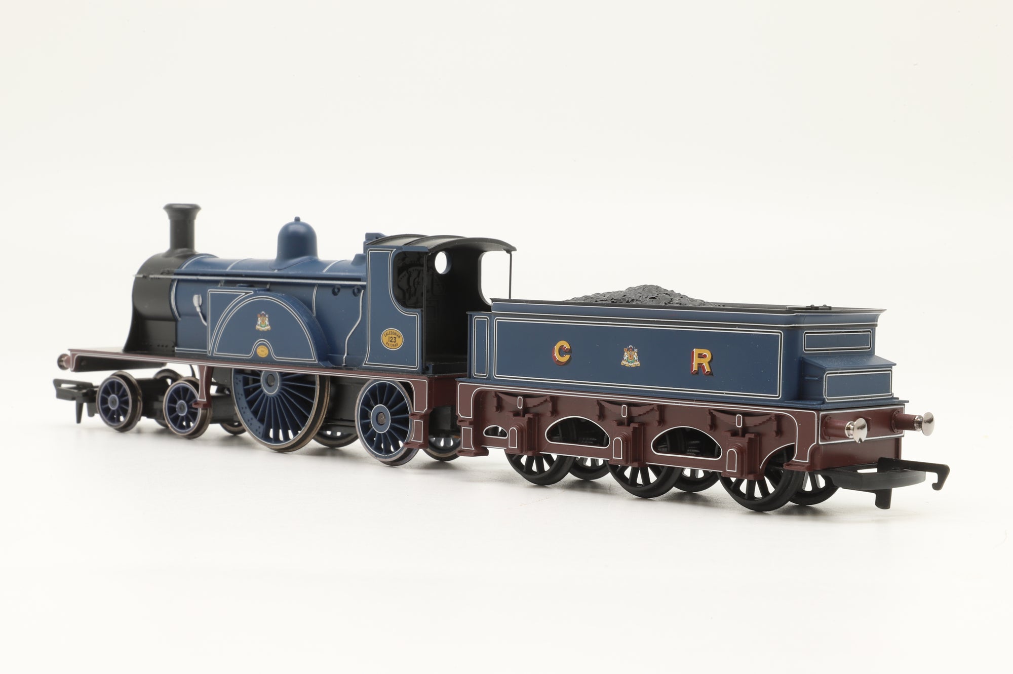 Hornby OO R2610 The Caledonian Train Pack
