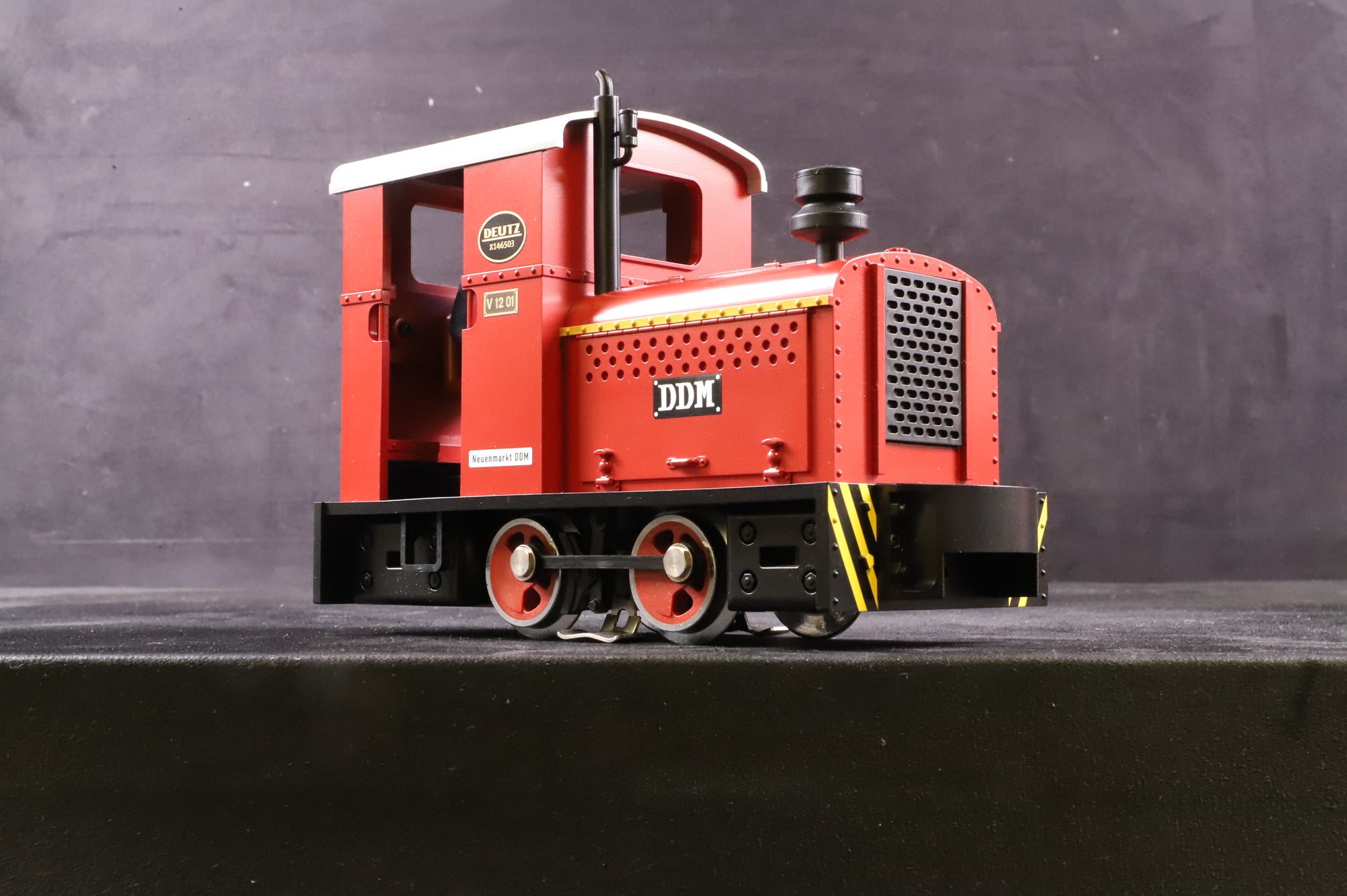 LGB G Scale 23910 0-4-0 Shunter 'V12 01' in a Red 'DDM' Livery.