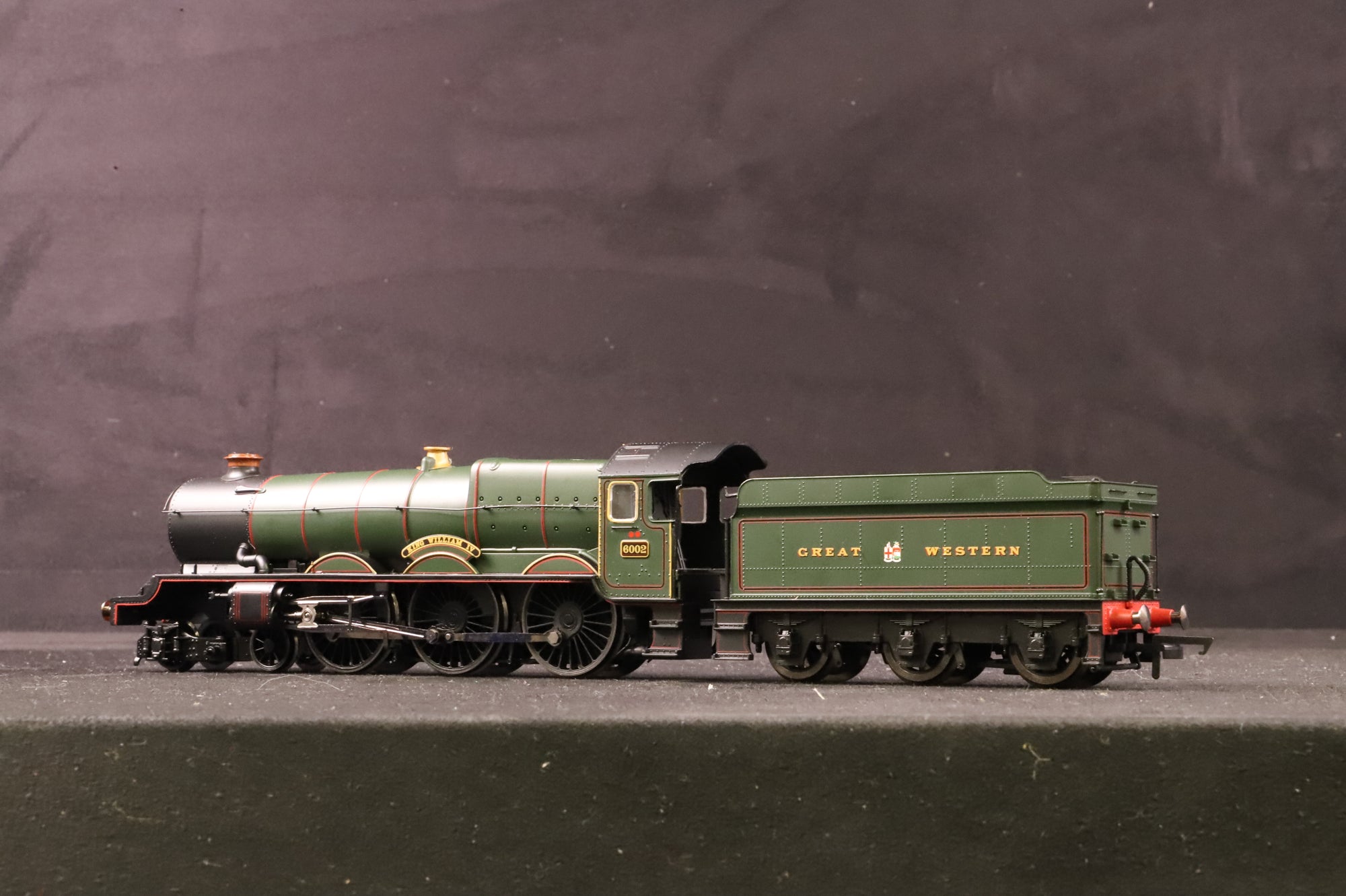 Hornby OO R3074 GWR 4-6-0 King Class 'King William IV' Royal Mail Great British Railways Ltd Ed.256/1200
