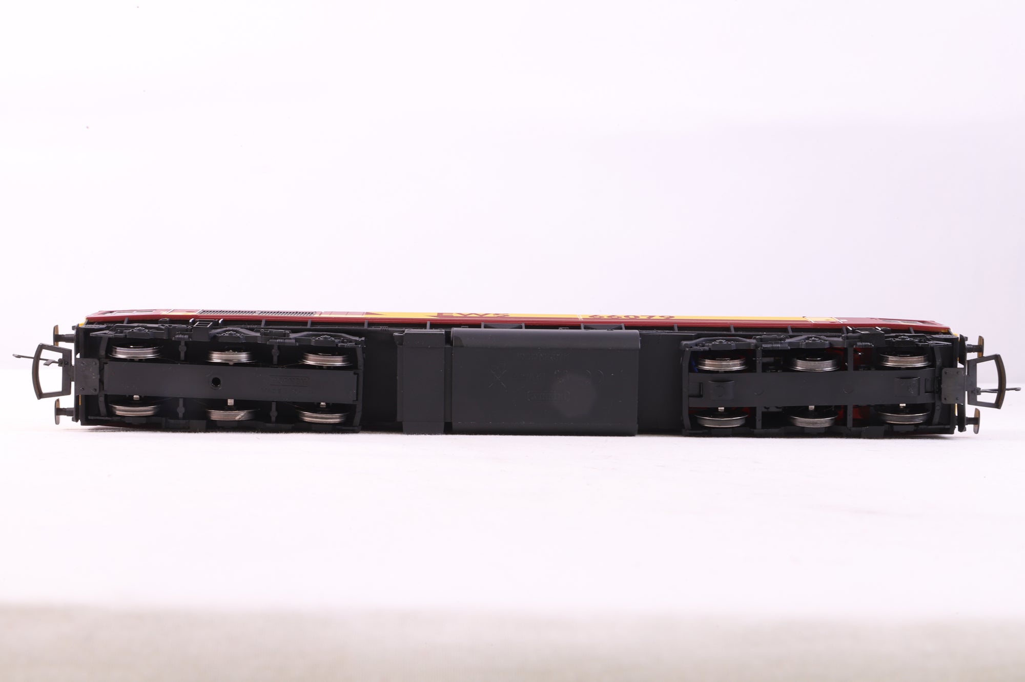 Hornby OO R3487 Class 66 '66079' 'James Nightall GC' EWS DCC Fitted