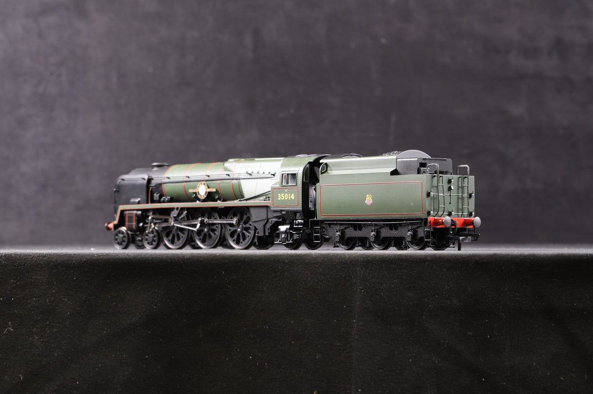 Hornby OO R3566 Merchant Navy Class Rebuilt &#39;Nederland Line&#39; &#39;35014&#39; BR Green E/C