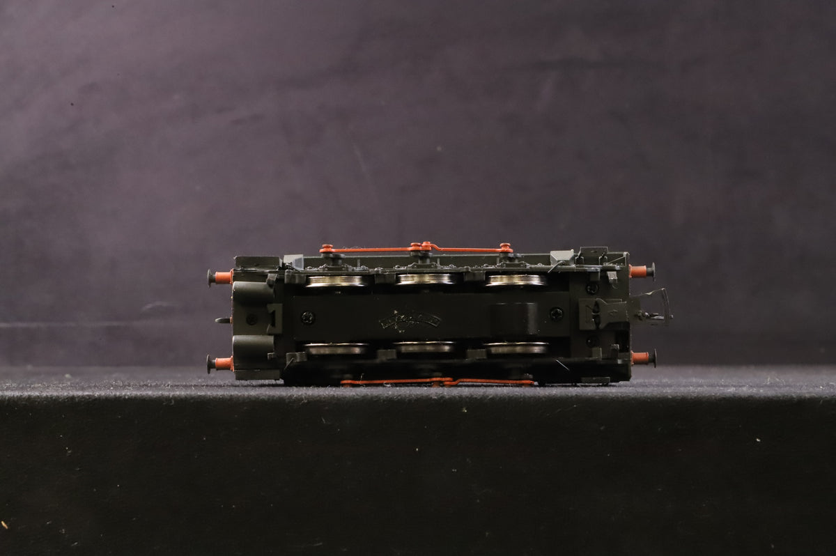 Bachmann OO 32-117 Class 08 D3963 in BR Green w/ Wasp Stripes - Weathered