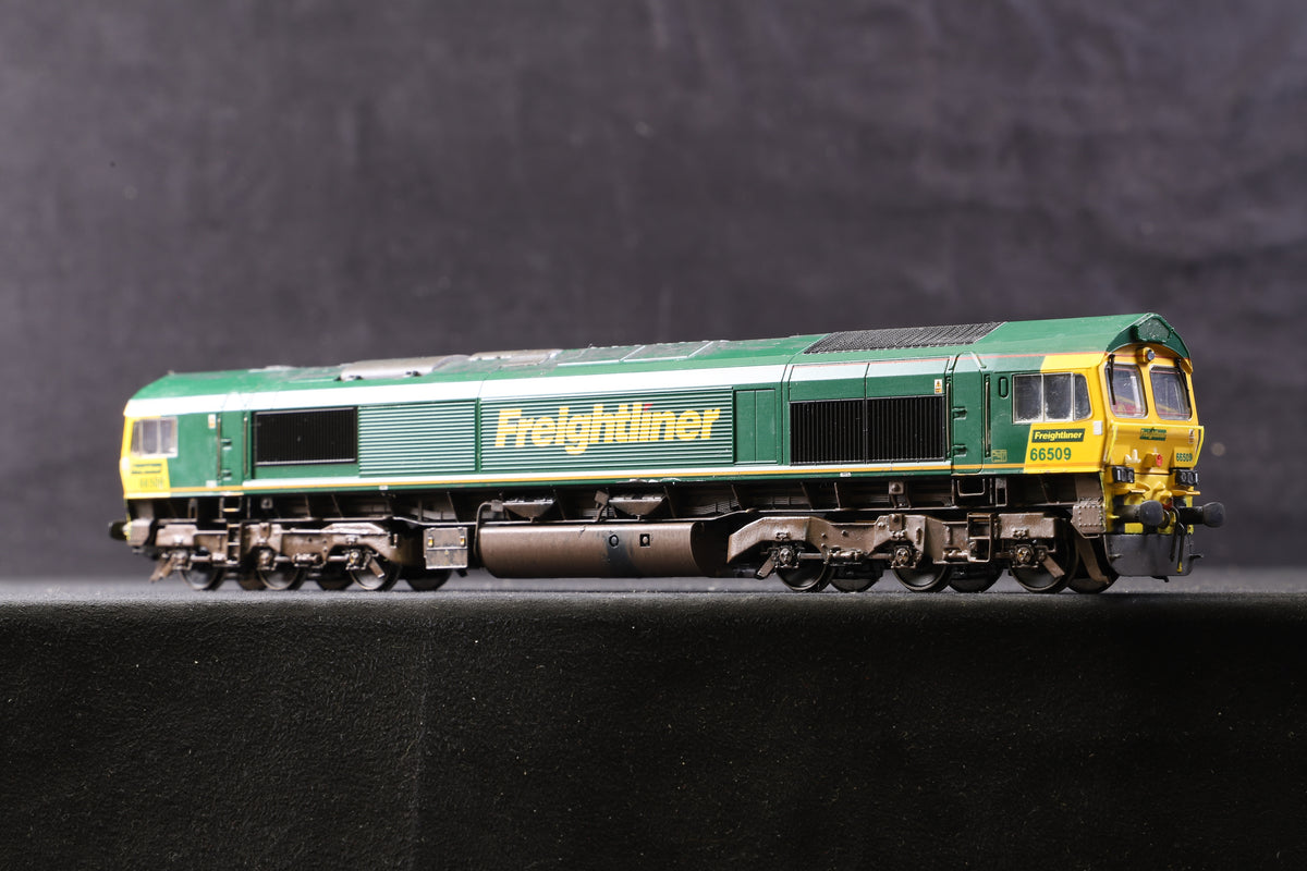 Bachmann OO 32-732 Cl.66 Diesel &#39;66509&#39; Freightliner, Weathered &amp; DCC Sound