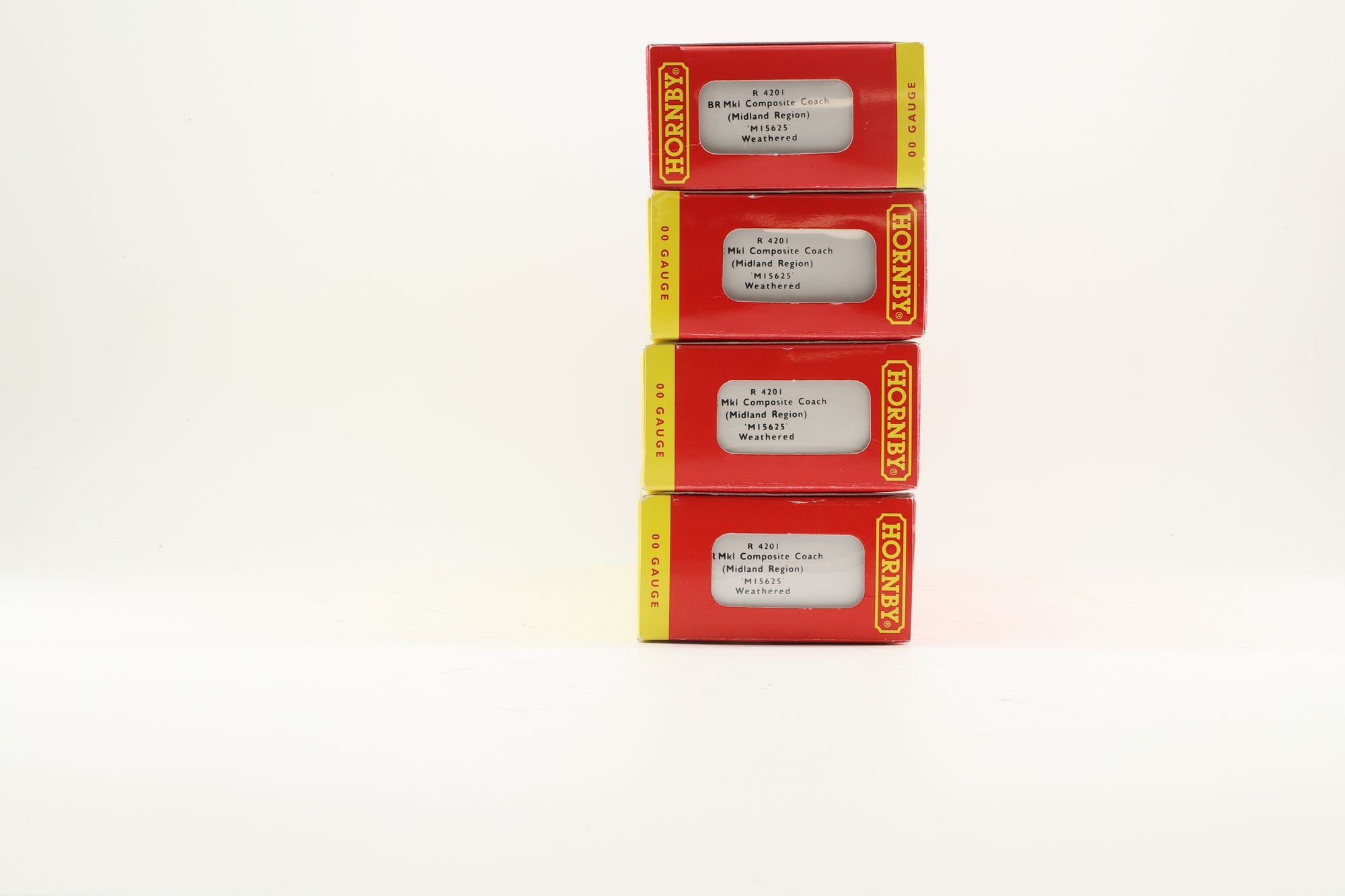 Hornby OO R4201 x4 Rake of 4 Mk1s in BR(M) Maroon - Weathered