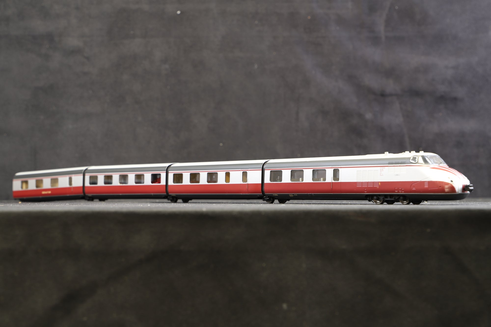 Weinert Modellbau HO Senator 7-Teilig 4623 RP25 Gleichstrom Ausführung Faulhaber-Motor