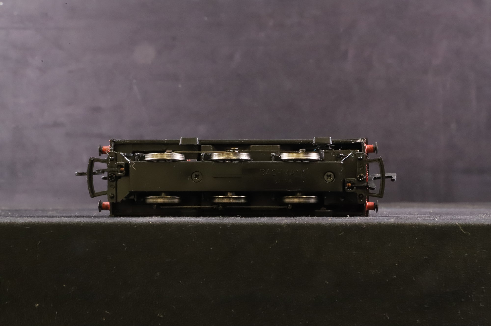 WORKSHOP Bachmann OO 31-054 J72 Tank 2313 in Lined LNER Black