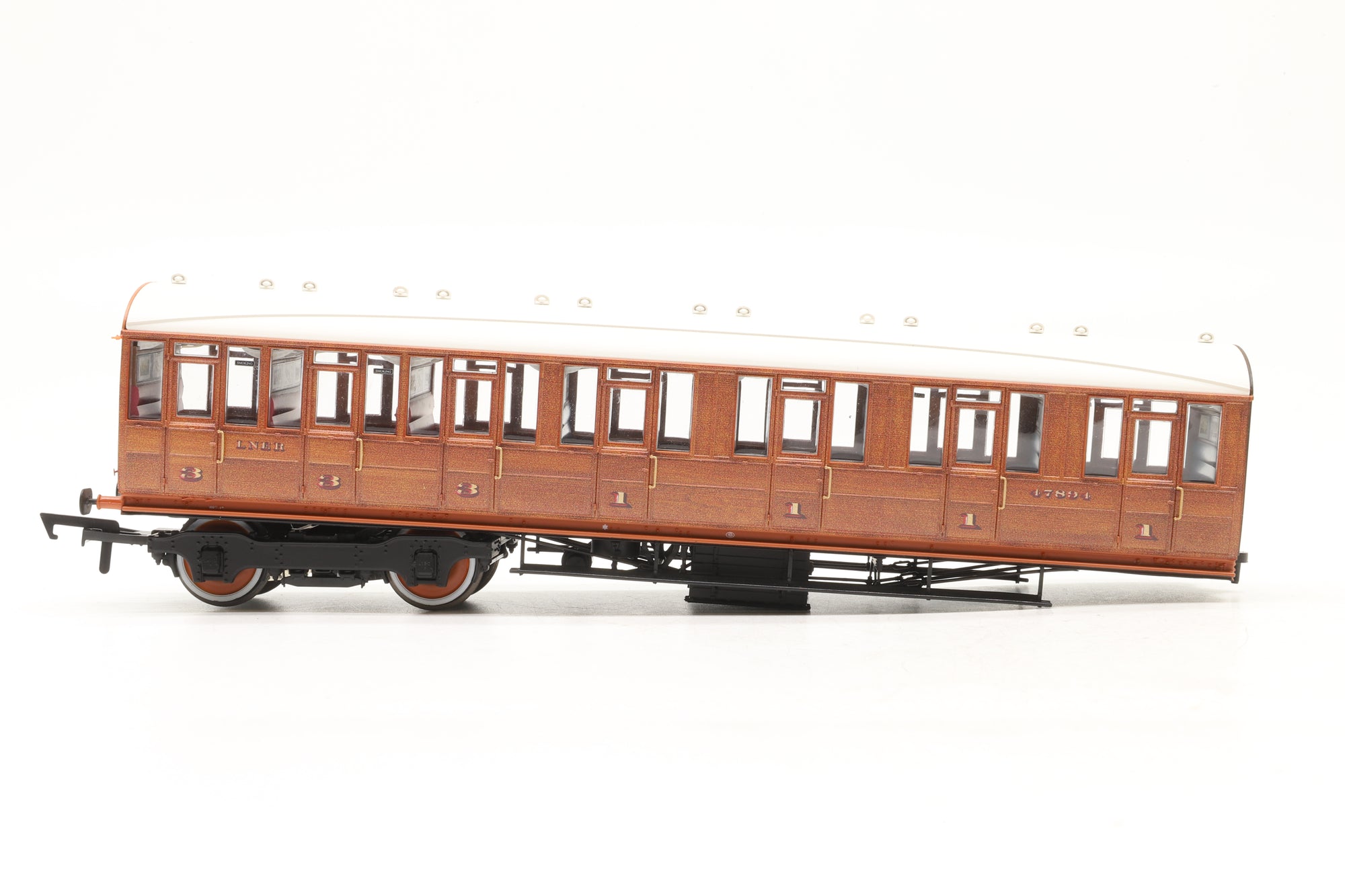 Clark Railworks OO C2000B Quad Art Set No. 90B LNER Teak (Pre-Owned)