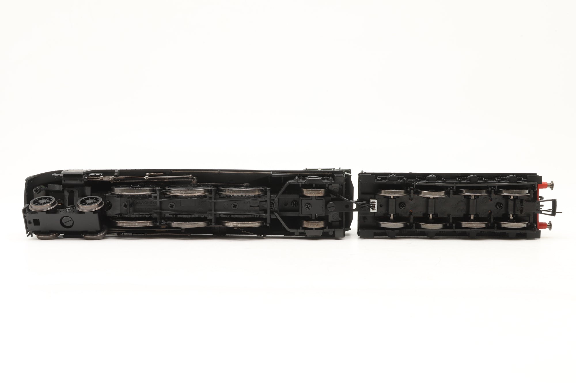 WORKSHOP Hornby OO R3522 Class A4 '60026' 'Miles Beevor' BR Lined Green E/C