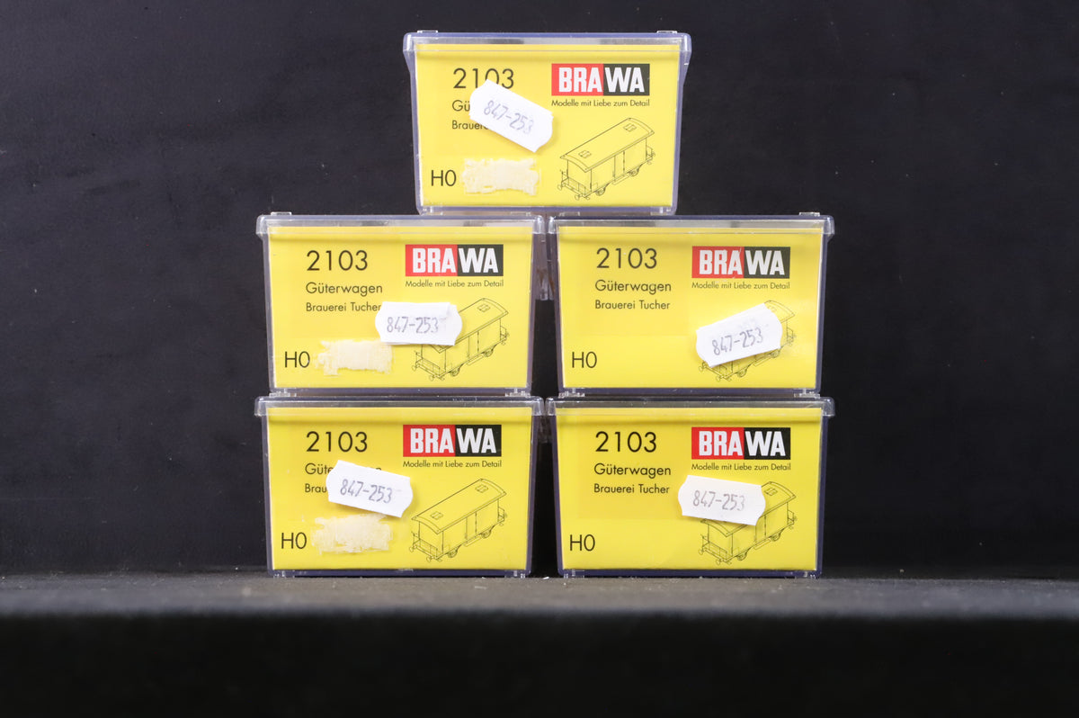 Brawa HO 2103 Rake Of 5 Beer Wagons