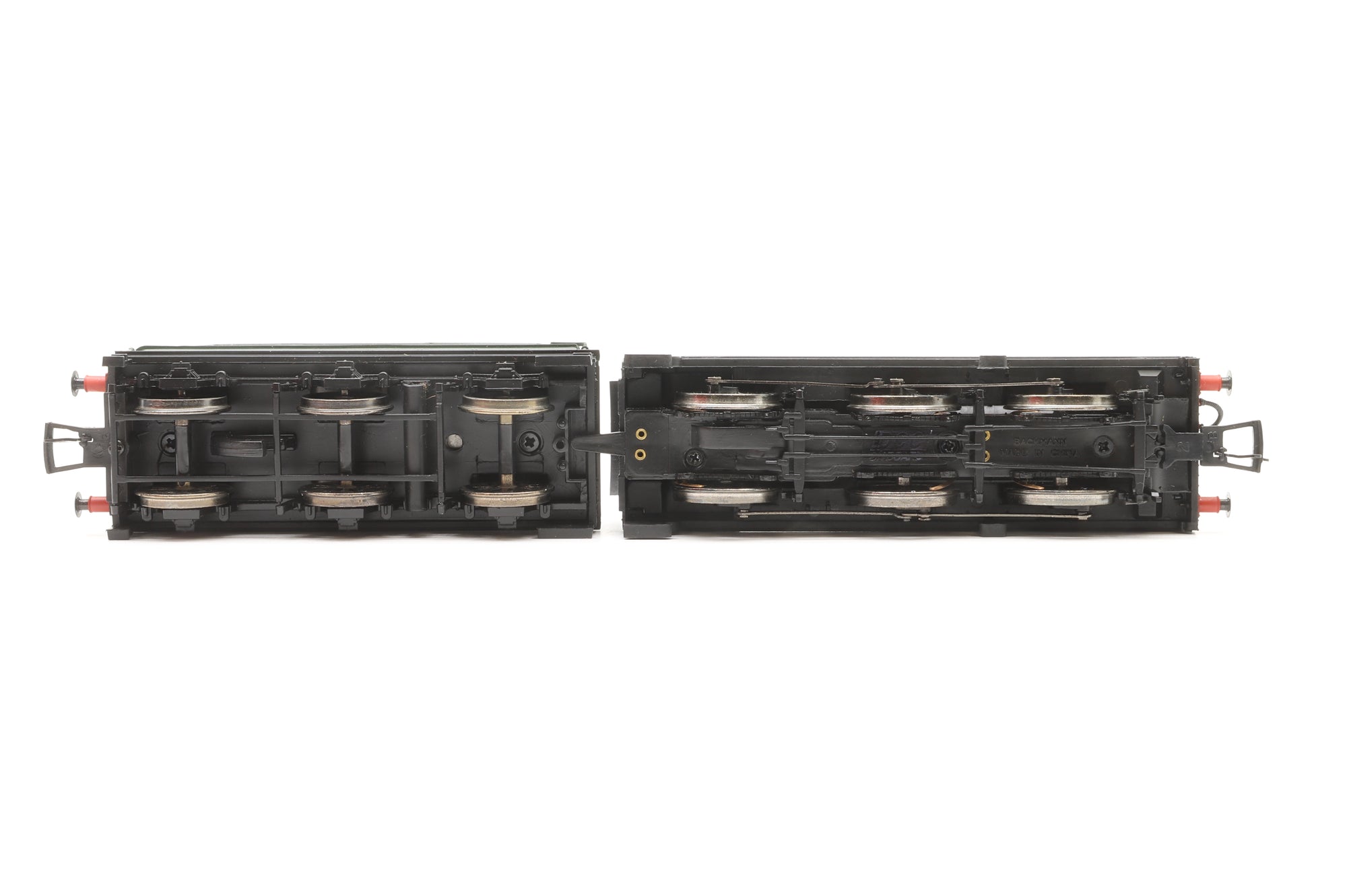 Bachmann OO 32-300 Collett Goods '2244' BR Lined Green L/C Churchward Tender DCC Removed